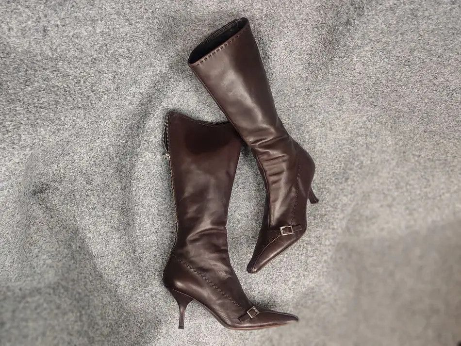 靴 archive PRADA heels 00s 37 Prada Archive Vintage 00s Prada Pointed Toe Heels Zip detail Boots