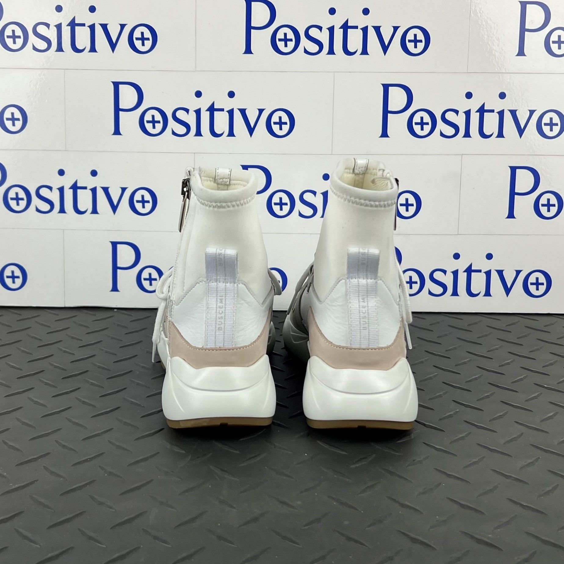 Buscemi Buscemi Run1 Zip Grey/White Leather Sneakers US 7 SAMPLE Size US 7 / IT 37 - 6 Thumbnail