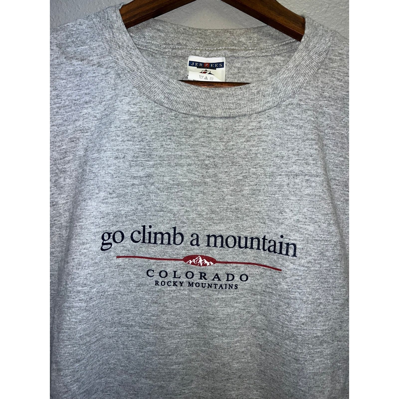 Jerzees Vintage Rocky Mountains Shirt Go Climb A Mountain Tee XL Size US XL / EU 56 / 4 - 2 Thumbnail
