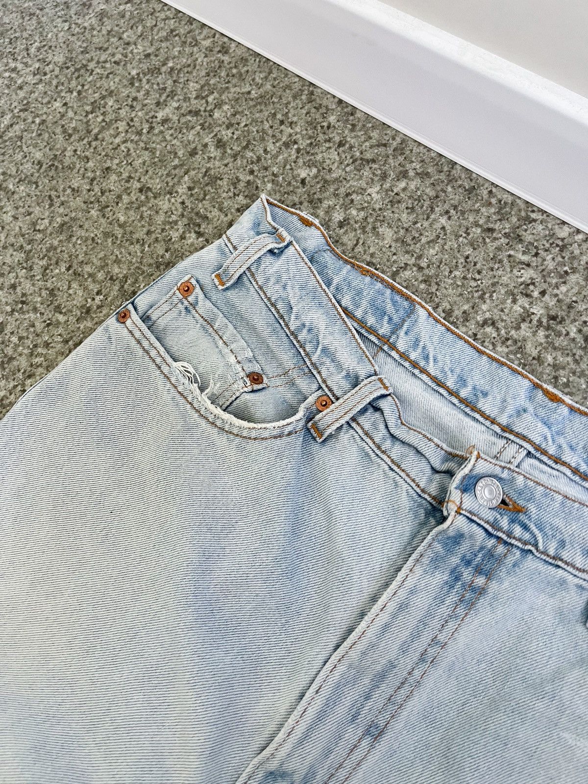 Levi's × Levi's Vintage Clothing VINTAGE 90’s 505 LEVI’s MADE IN USA DISTRESSED W36 L32 Size US 36 / EU 52 - 11 Thumbnail