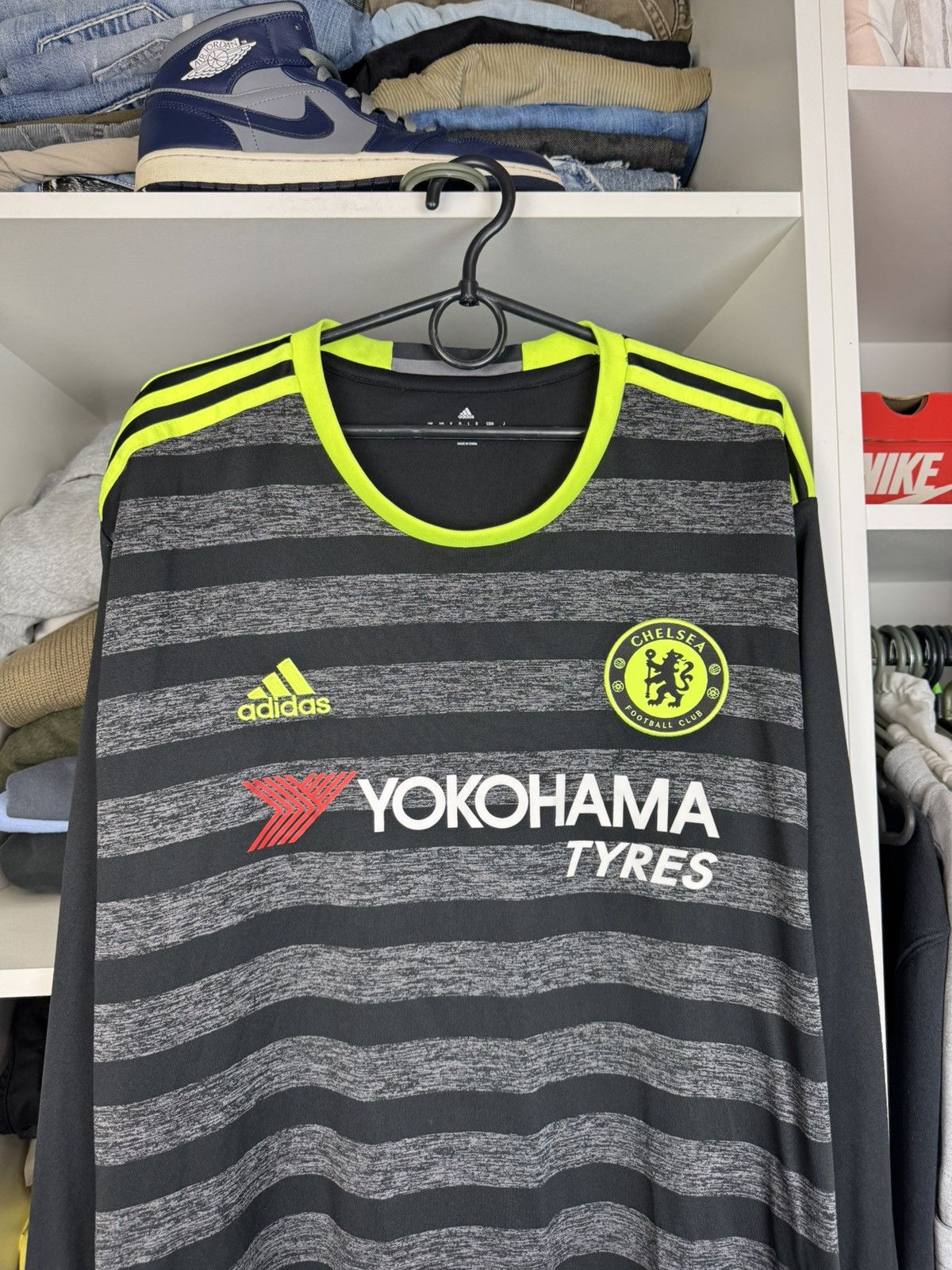 Adidas Adidas Chelsea FC 2016 2017 Away Jersey Long Sleeve Size 2XL Size US XXL / EU 58 / 5 - 2 Thumbnail