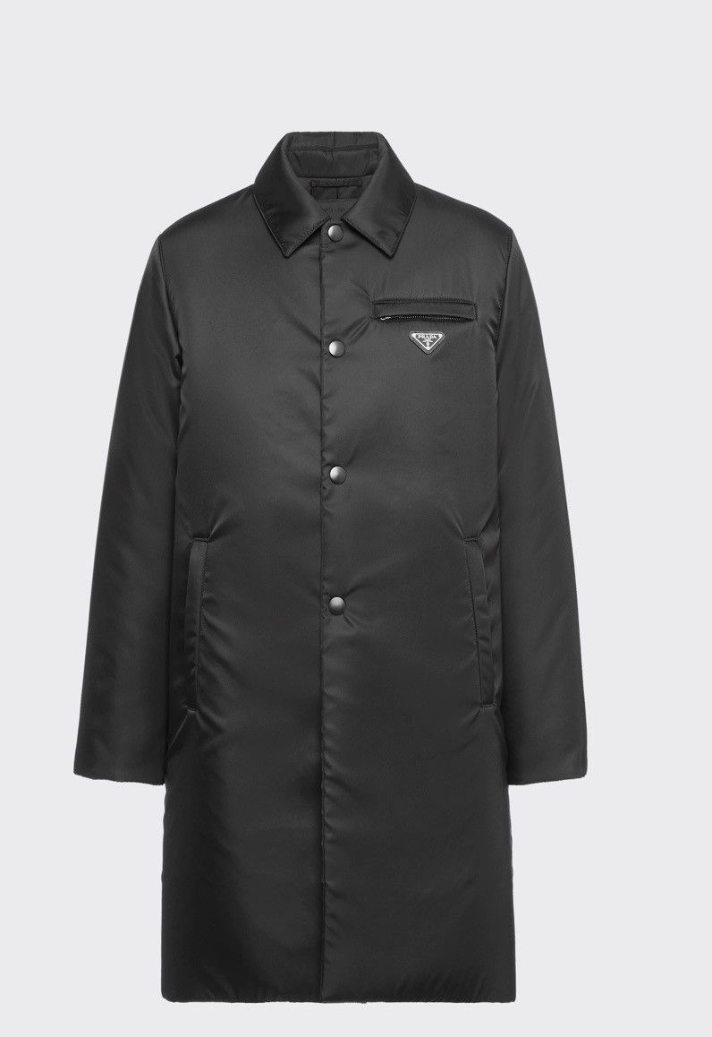 Prada Prada Re-Nylon Logo Plaque raincoat jacket Size US S / EU 44-46 / 1 - 7 Thumbnail