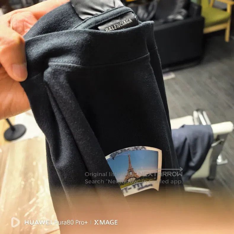 Balenciaga Balenciaga Photo Short Sleeve Size US XXS / EU 40 - 1 Thumbnail