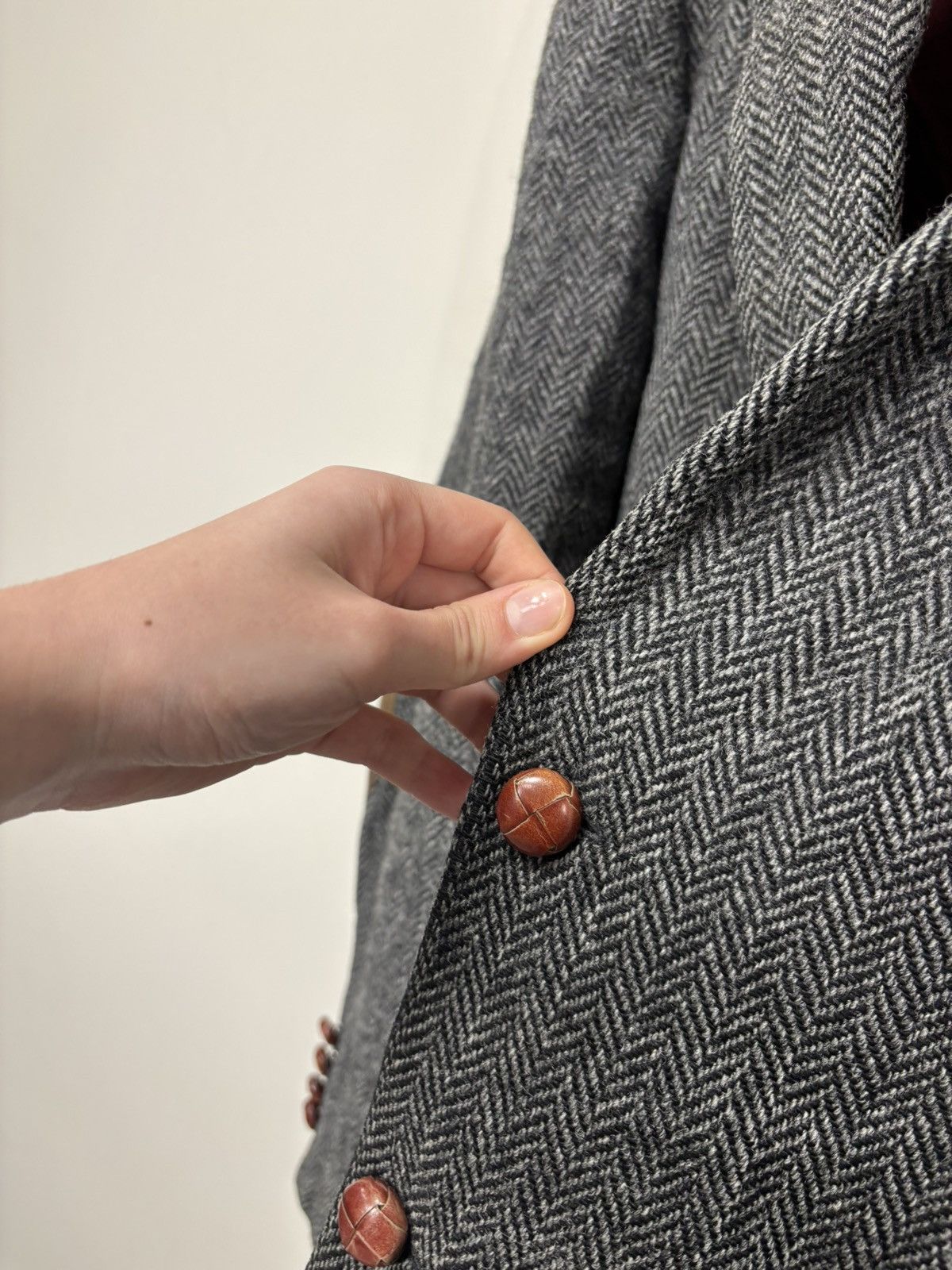 Harris Tweed Harris Tweed Vintage Men’s Herringbone Gray Tweed Jacket Size 46R - 15 Thumbnail