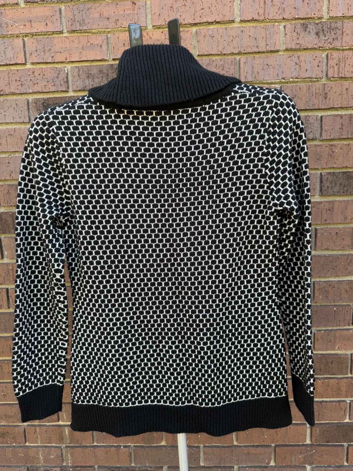 Calvin Klein Calvin Klein Black White Cowl Neck Sweater Hexagon Pattern Size S / US 4 / IT 40 - 5 Thumbnail