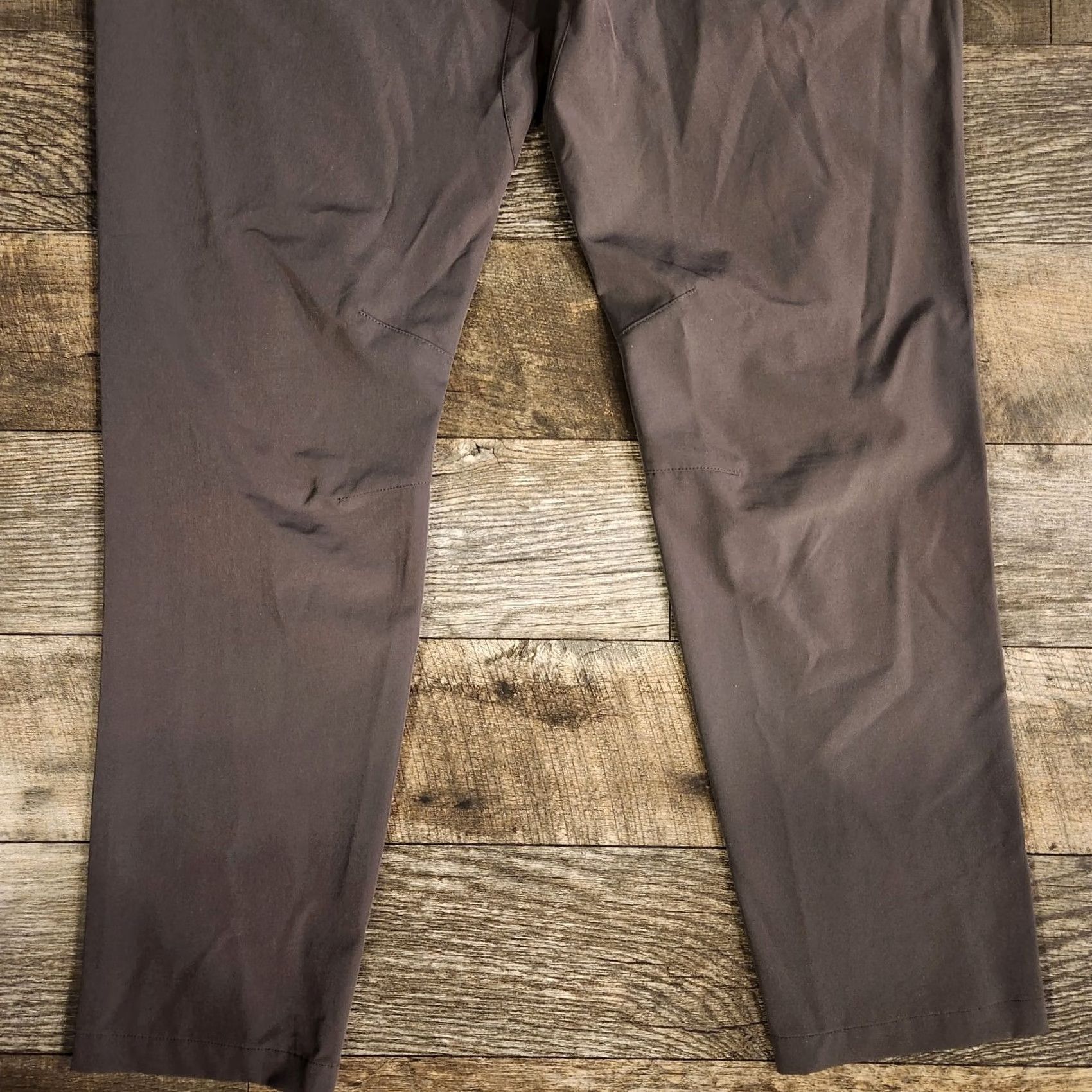 Fabletics Fabletics The Only Pants Mens Large 34x30 Gray Performance Stretch Size US 33 - 7 Thumbnail