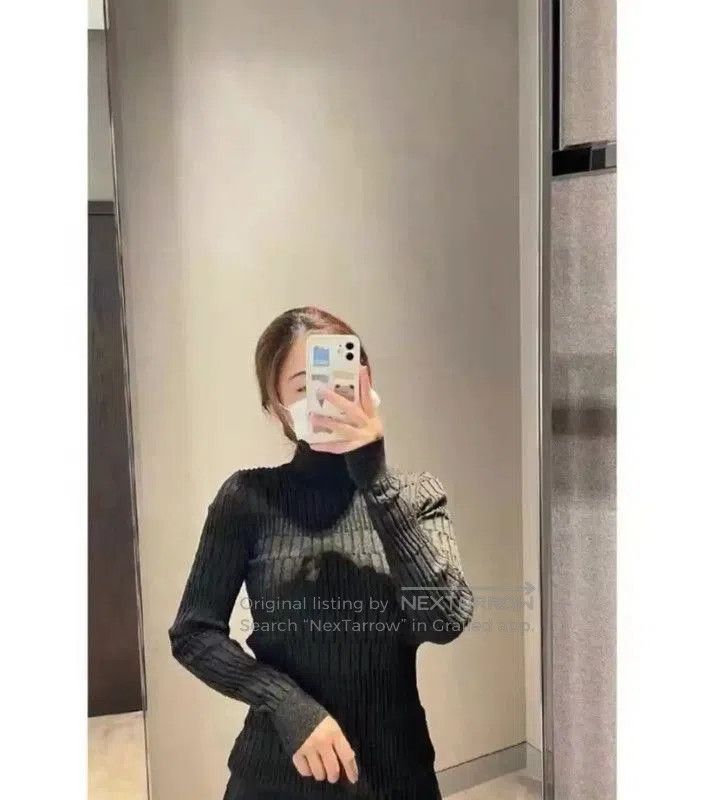 Burberry Burberry Ribbed Knit Turtleneck Sweater. Size XS / US 0-2 / IT 36-38 - 8 Thumbnail