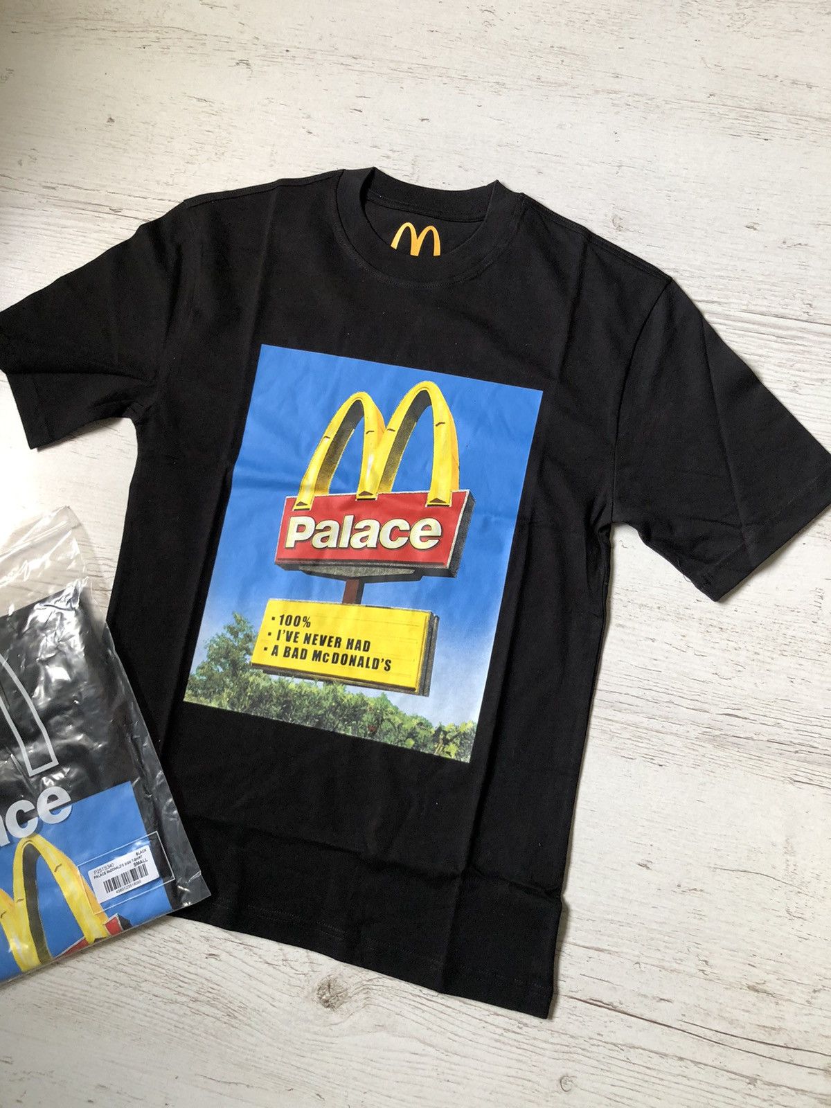 Palace t-shirt palace mcdonald's Size US S / EU 44-46 / 1 - 2 Thumbnail