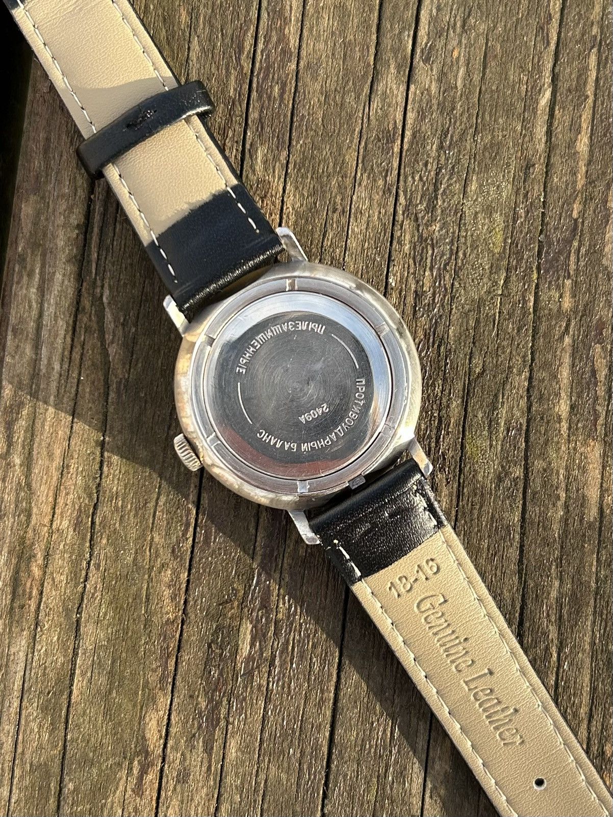 Vintage Vintage Watch Soviet USSR Mechanical Wostok Hand Winding Size ONE SIZE - 16 Thumbnail