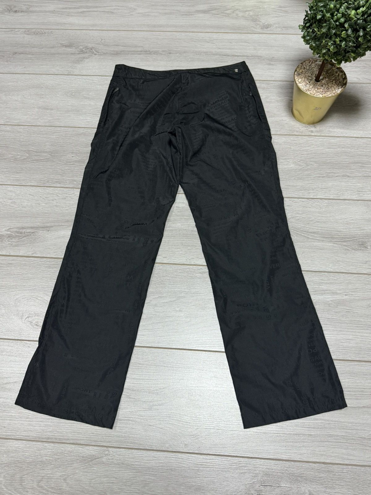Versace Gianni Versace monogram all over print pants nylon Size 30" / US 8 / IT 44 - 12 Thumbnail