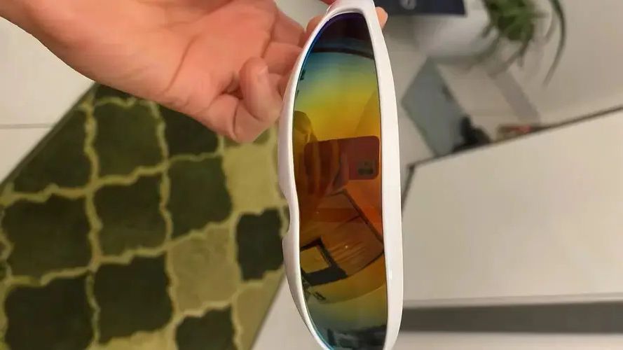 Japanese Brand Futuristic Narrow Cyclops Visor Sunglasses Size ONE SIZE - 2 Thumbnail