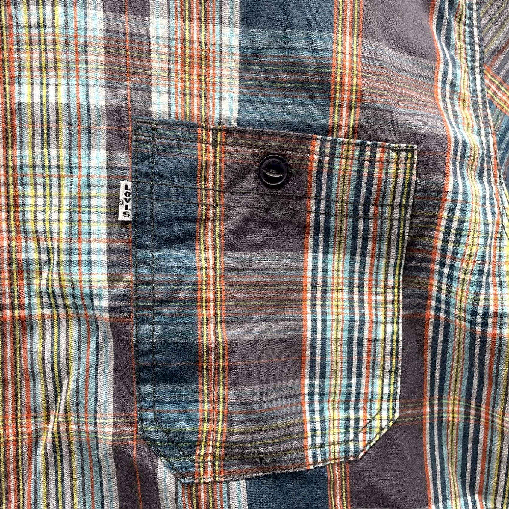 Levi's VINTAGE Levi's Shirt Men Medium Blue Button Down Short Sleeve Madras Plaid Western"> Size US M / EU 48-50 / 2 - 5 Thumbnail