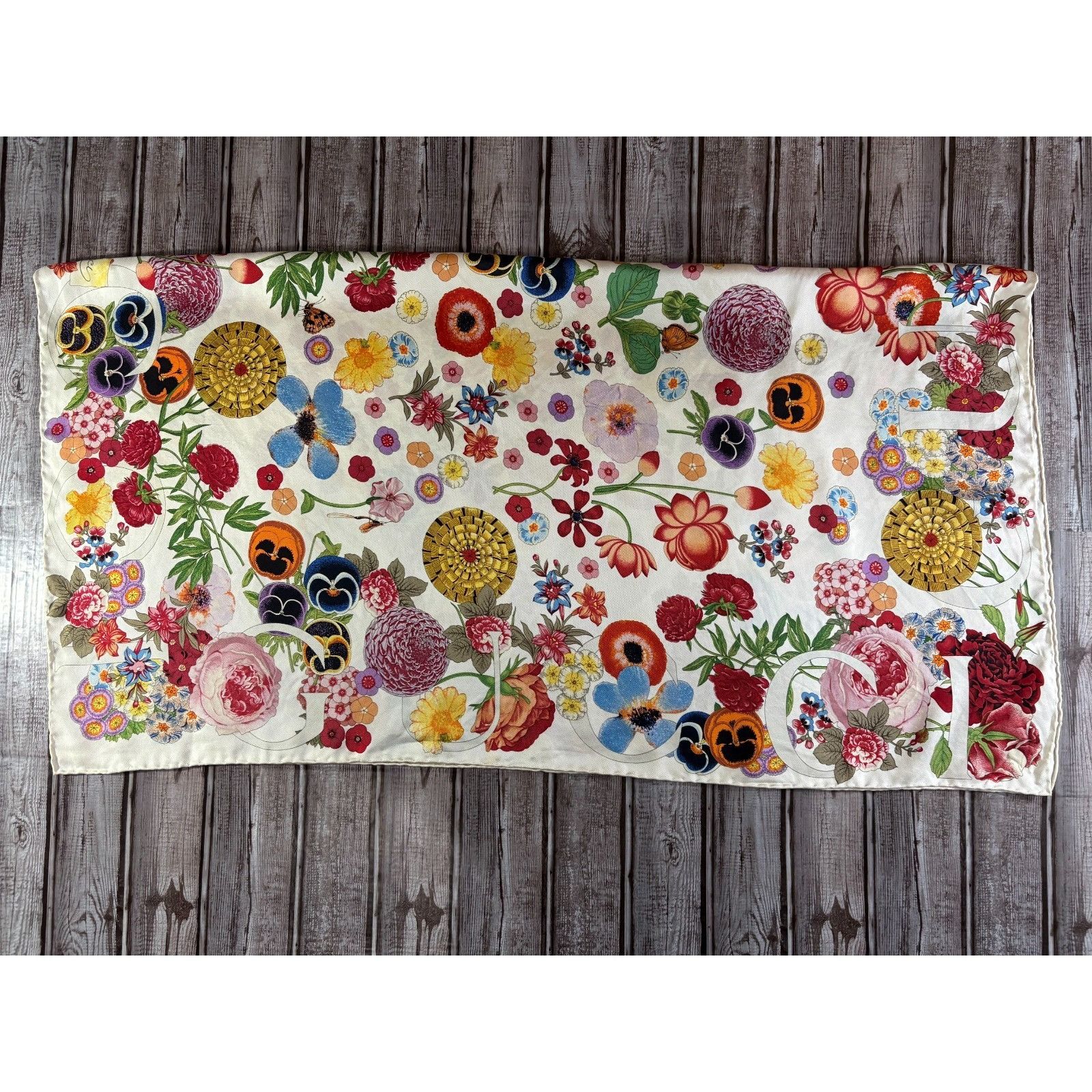 Gucci Gucci Silk Classic Floral Design Scarf 34" Size ONE SIZE - 7 Thumbnail