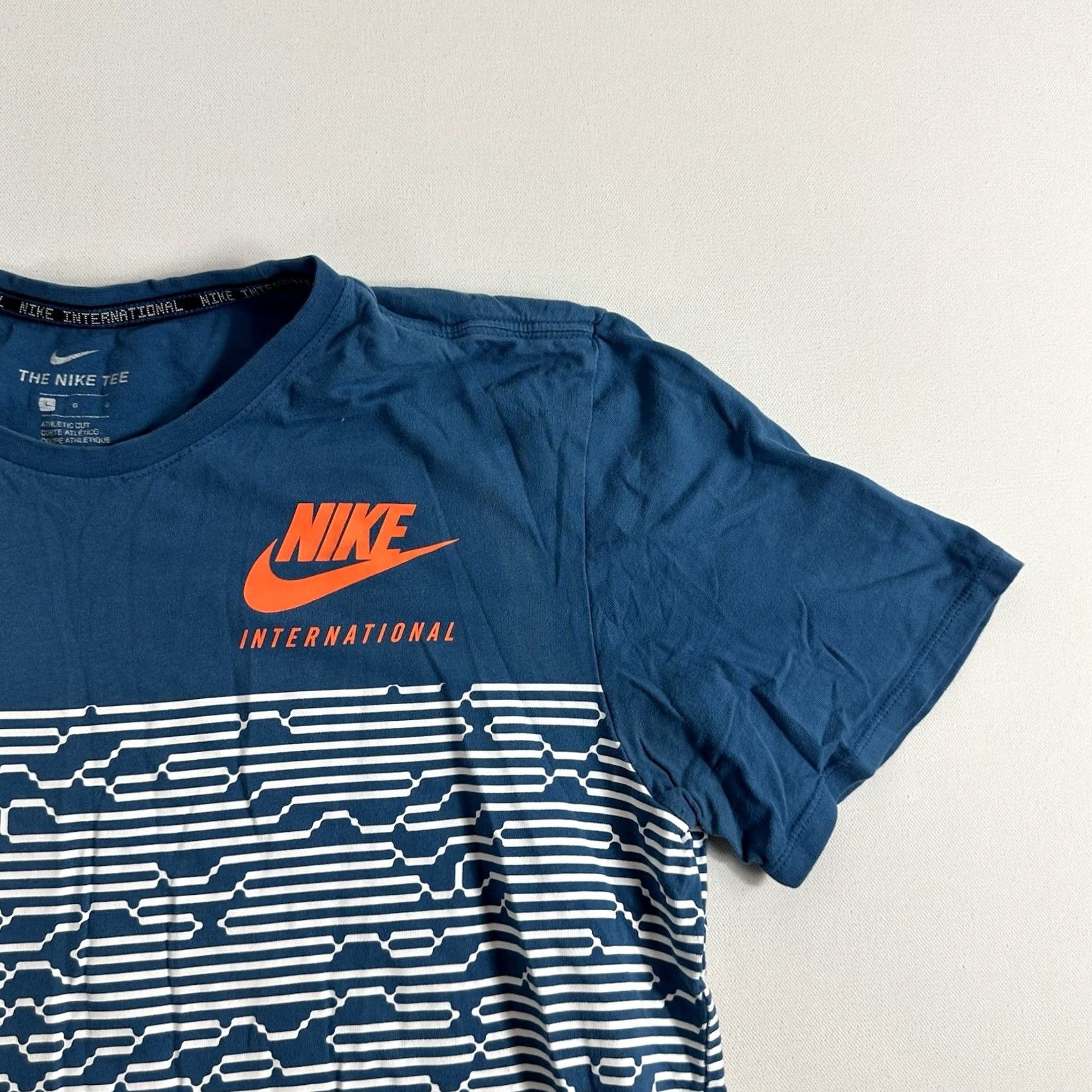 Nike Nike International T‑shirt Men L Short Sleeve Blue Activewear Cross Training Running Jogging Mens Shirt Size US L / EU 52-54 / 3 - 3 Thumbnail