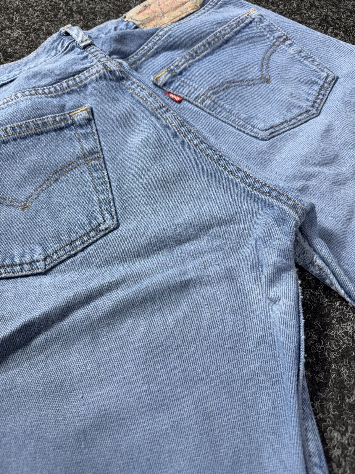 Levi's Vintage Clothing 90s Levi’s 501 USA Distressed Light Wash Straight Leg Jeans Size US 30 / EU 46 - 17 Thumbnail