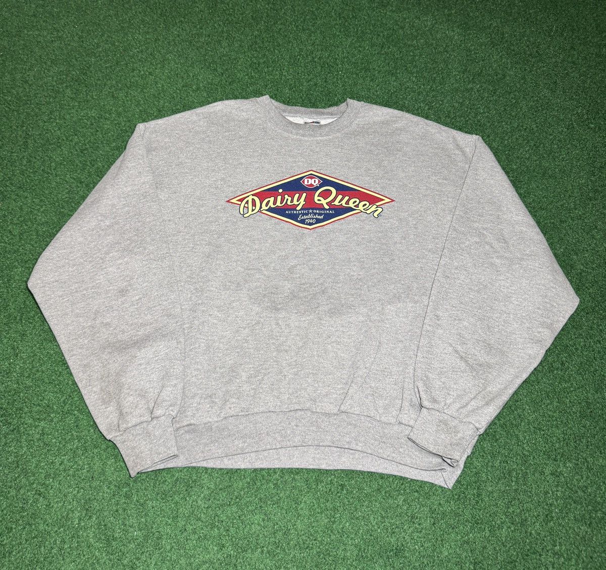 Vintage Dairy Queen Vintage Sweatshirt Soft Thin Large Crewneck Size L / US 10 / IT 46 - 1 Thumbnail