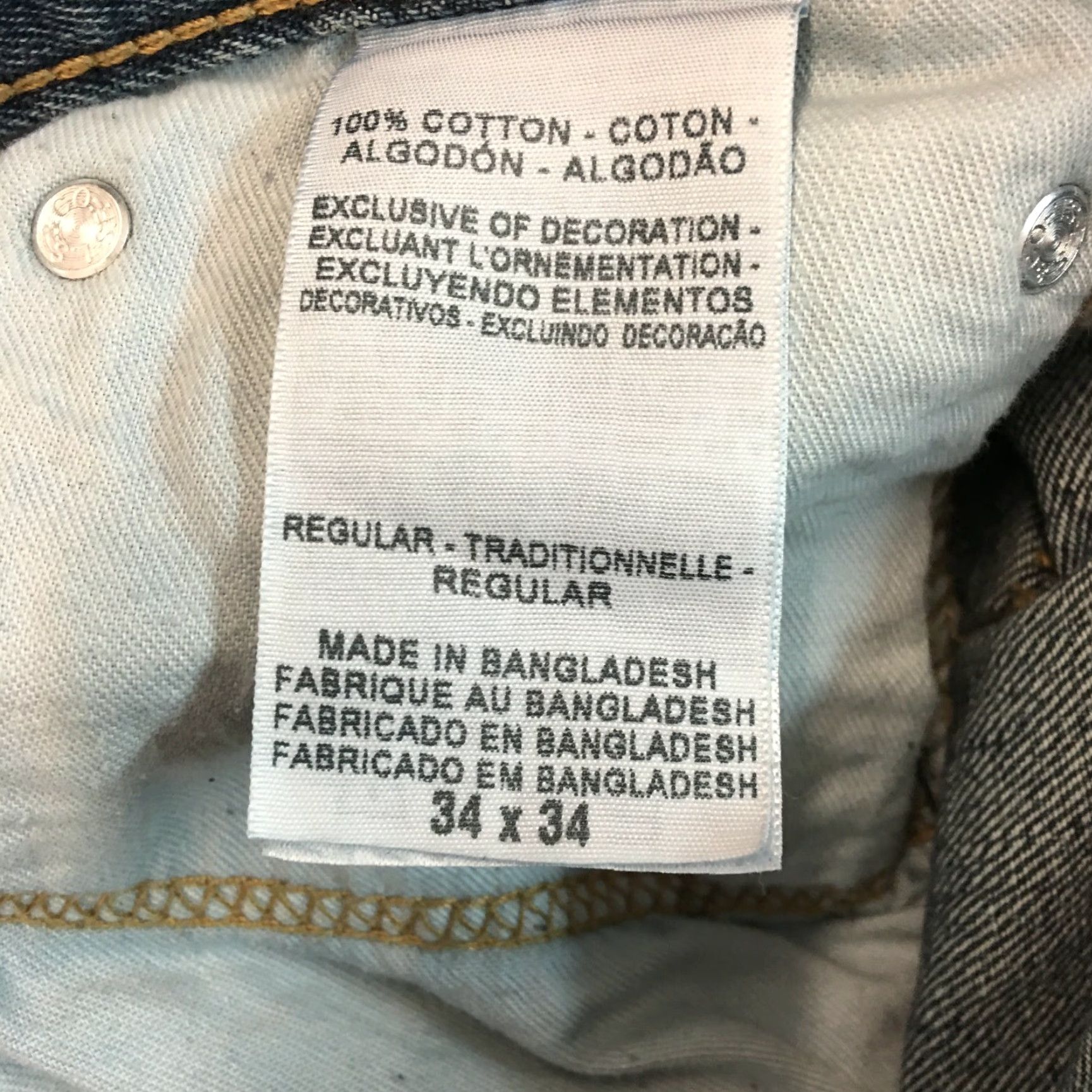 CO Signature Levi's Jeans Mens Regular Straight Blue Denim 34X34 Belt Loops 5-Pocket 100% Cotton Medium Wash Casual Wear Size US 34 / EU 50 - 7 Thumbnail