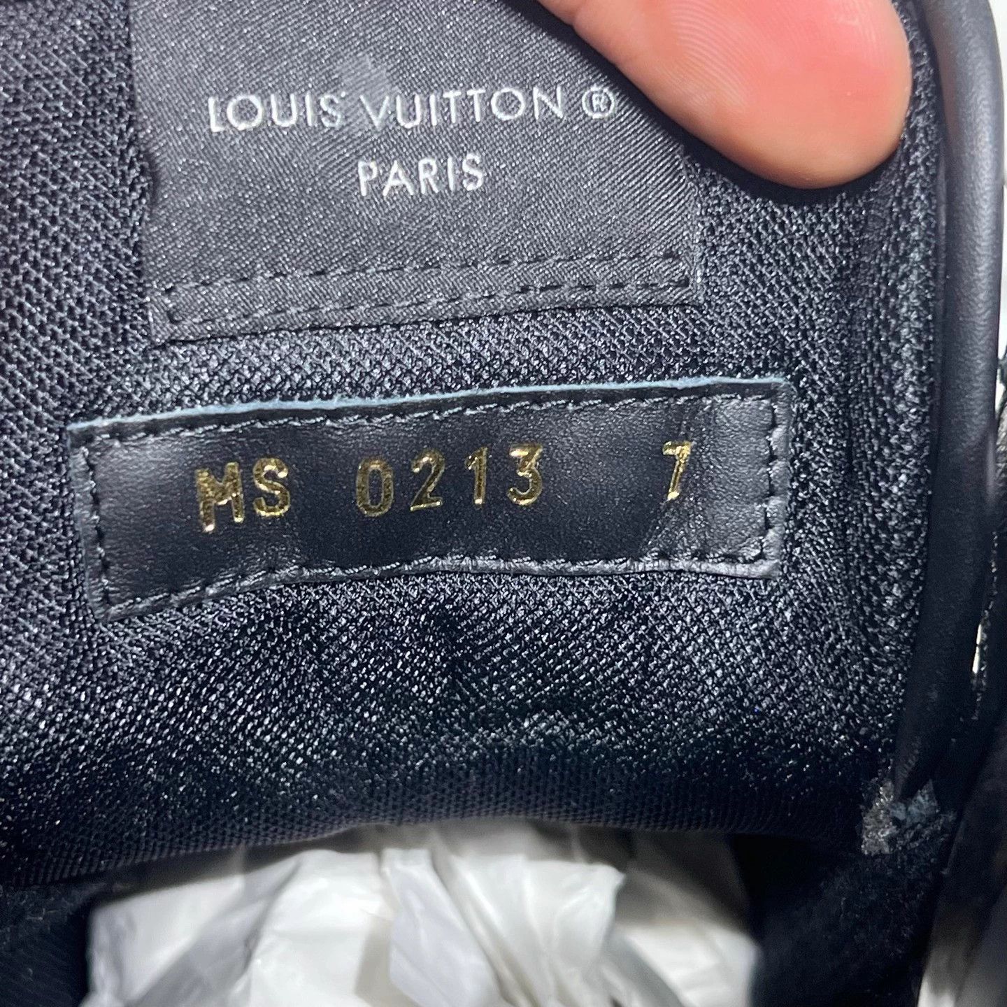 Louis Vuitton Louis Vuitton Rivoli Black Monogram Sneakers UK7 Size US 7 / EU 40 - 8 Thumbnail