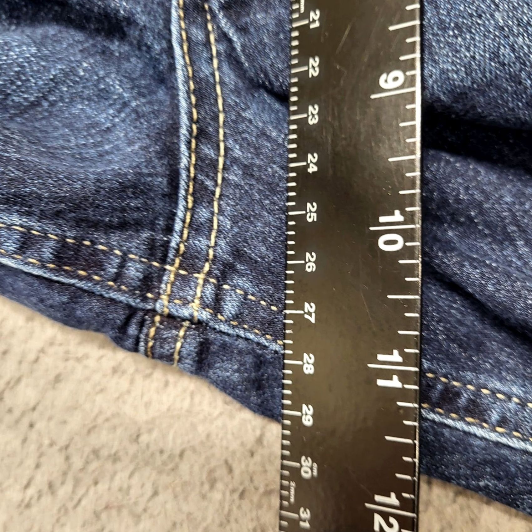 Lee VINTAGE Lee Jeans Women's 12M Mid Rise Bootcut Dark Wash Denim Stretch Cowgirl Regular 5-Pocket Blue Womens Jeans Size 34" / US 12 / IT 48 - 7 Thumbnail