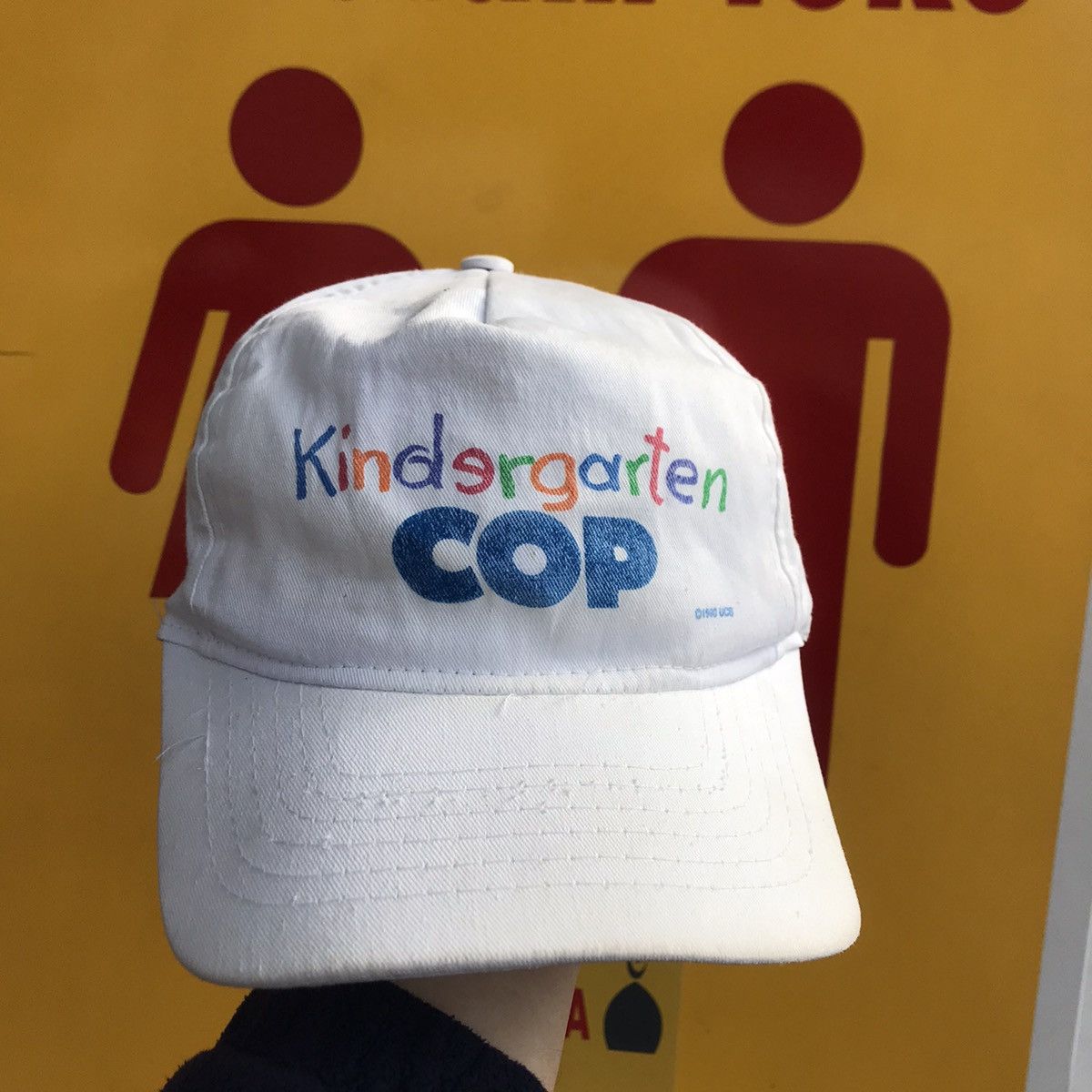 Vintage Vintage 1990s Kindengarten cop promo Movie arnold schwarzene Size ONE SIZE - 7 Thumbnail