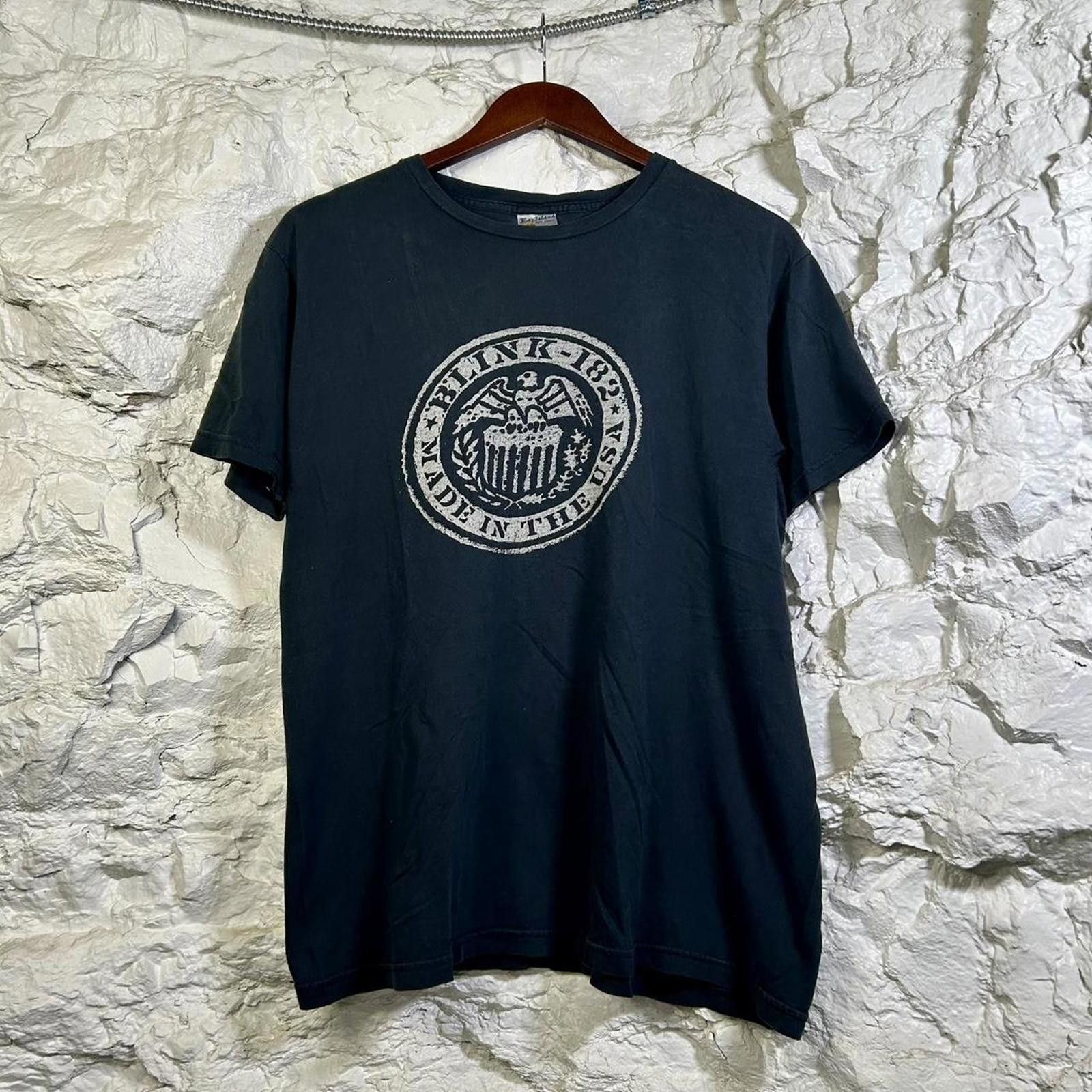 Other Vintage Blink 182 Made In The USA T-Shirt Size Large Size US L / EU 52-54 / 3 - 3 Thumbnail