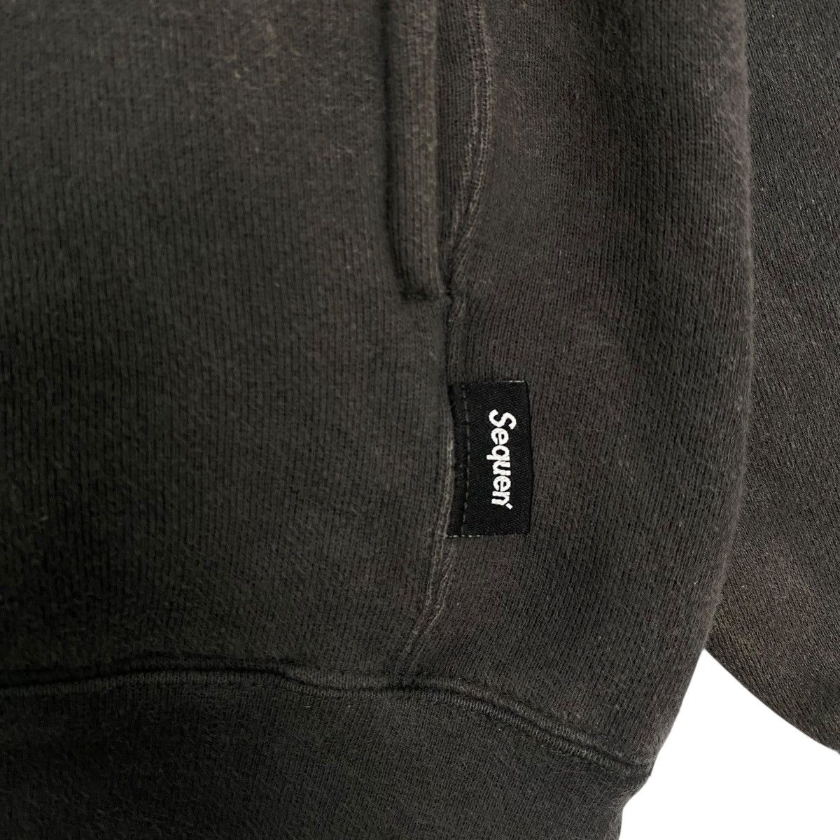 Vintage Vintage Sequen Sweatshirt Crewneck Black Pullover Size L Size US L / EU 52-54 / 3 - 8 Thumbnail