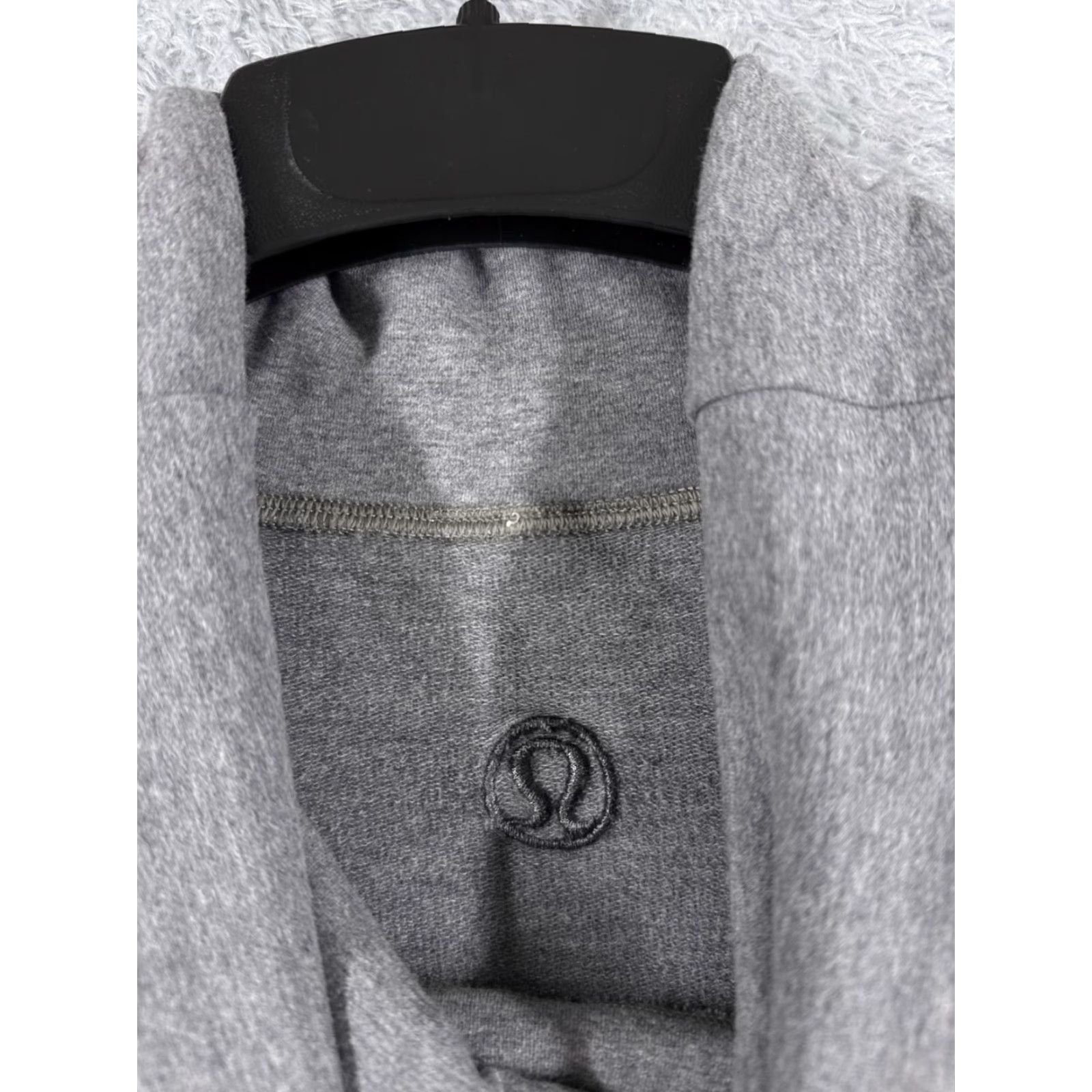 Lululemon Lululemon Sweater Women 4 Gray Rest Day Pullover French Terry Run Gym W3A55S Size S / US 4 / IT 40 - 6 Thumbnail