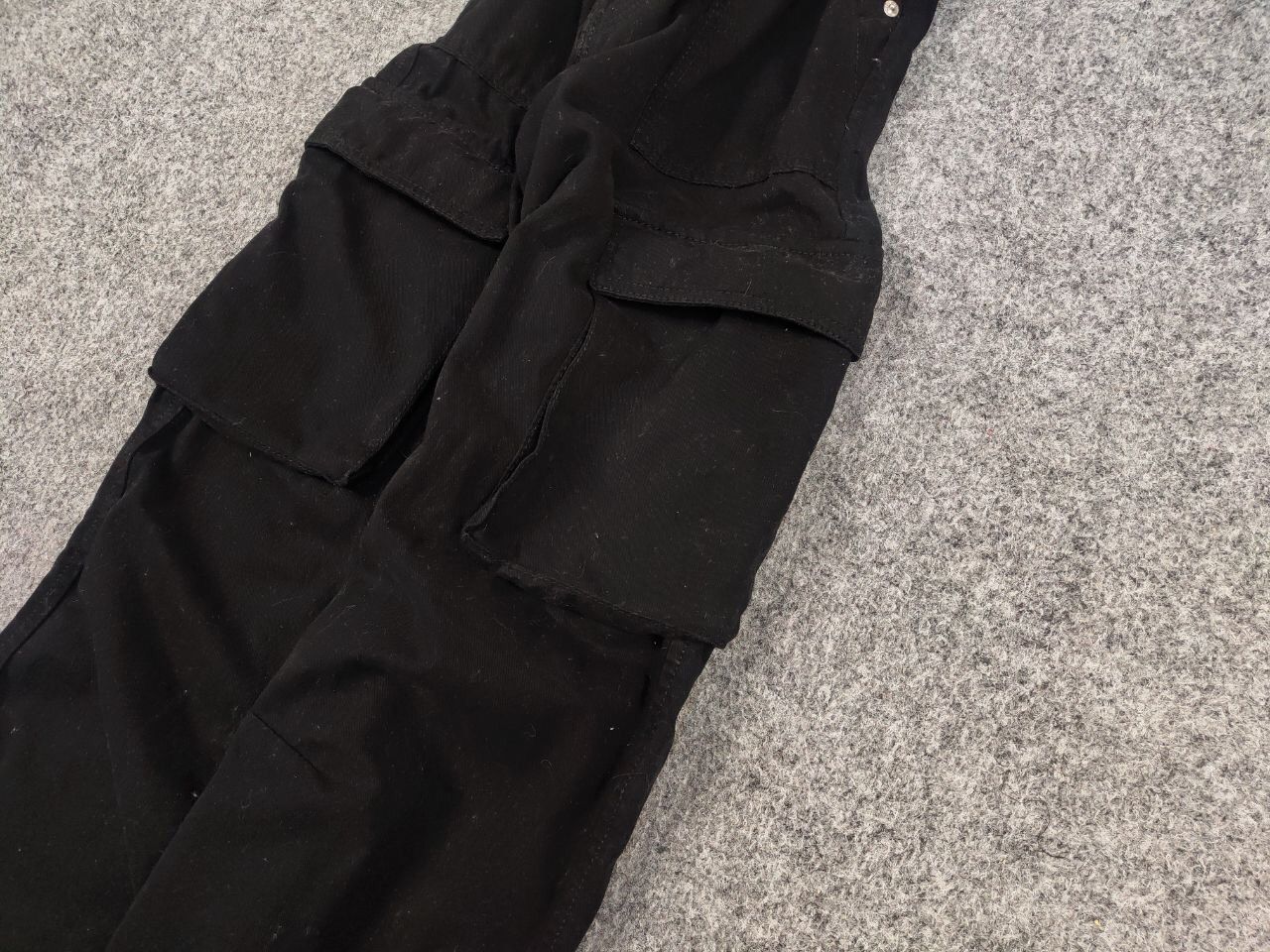 Japanese Brand Vintage Japanese Baggy Black Cotton Cargo Pants Y2K Style Size US 30 / EU 46 - 5 Thumbnail
