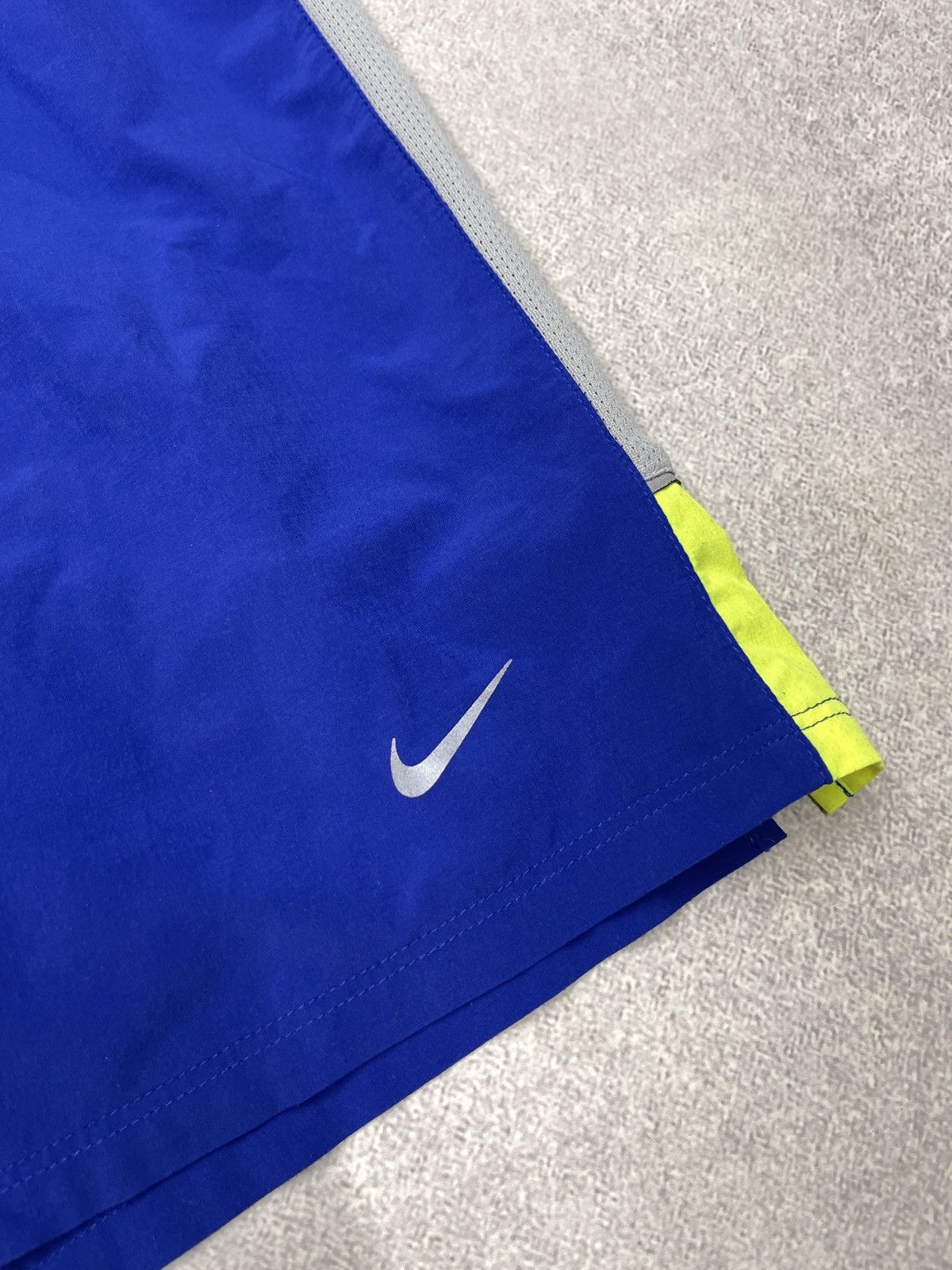 Nike Mens Nike Running 2in1 Shorts and Legging Blue Drill Y2K Size US 32 / EU 48 - 5 Thumbnail