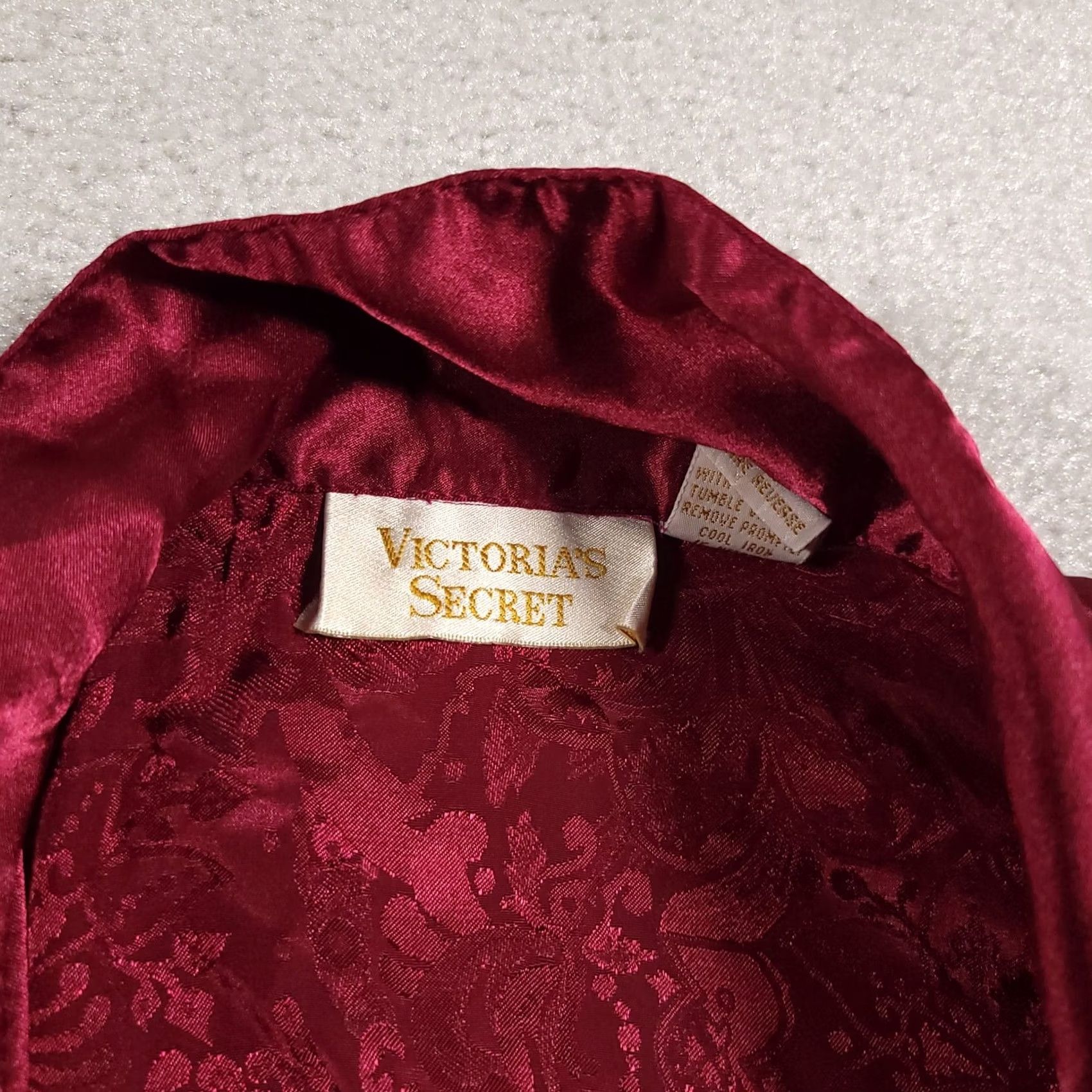 Victoria's Secret VINTAGE Victoria's Secret Pajama Shirt Womens Small Satin Jacquard Floral 90s Size S / US 4 / IT 40 - 7 Thumbnail