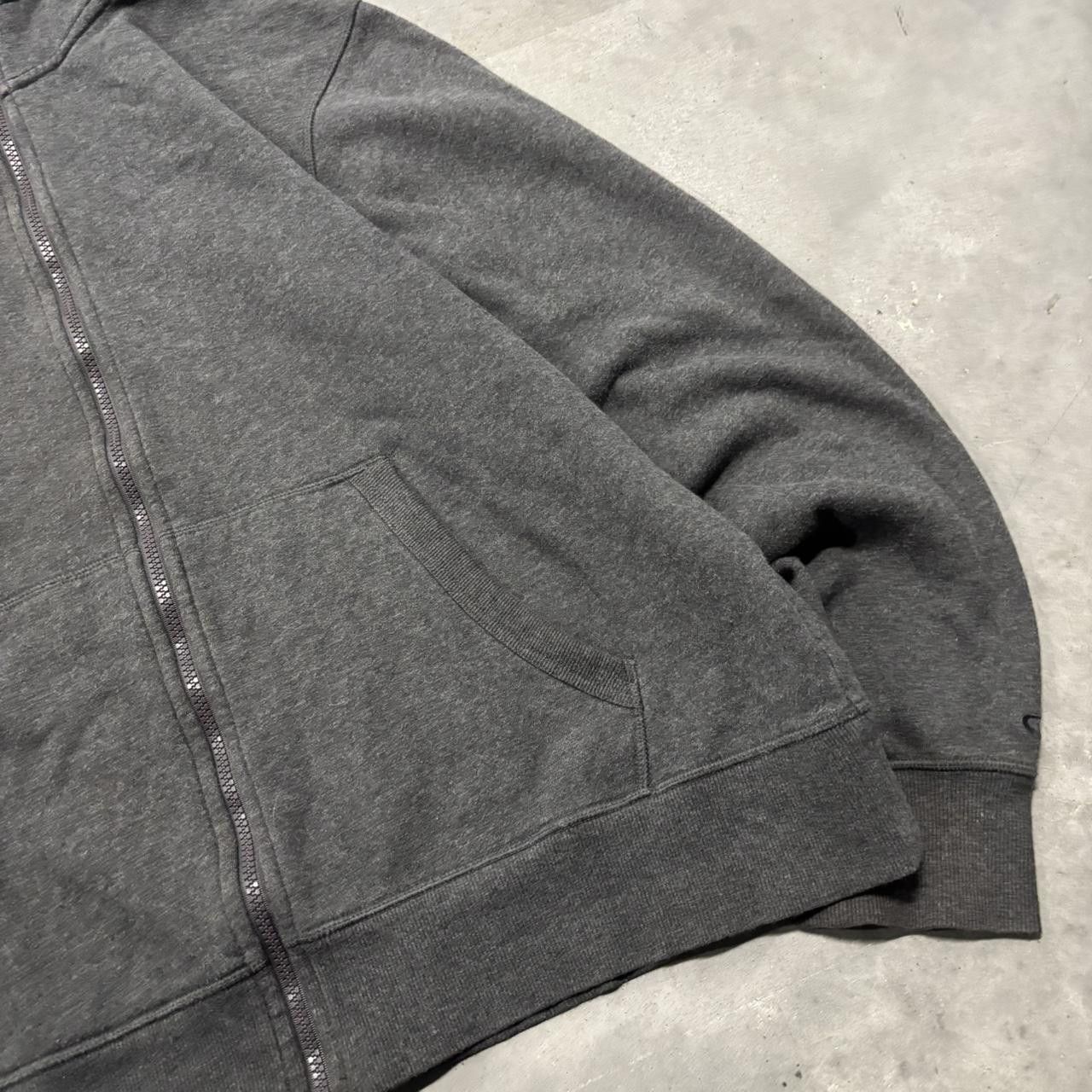 Japanese Brand × Vintage Crazy Vintage Y2K/2000s Dark Grey Blank Essential Zip Up Hoodie! Size US XL / EU 56 / 4 - 4 Thumbnail