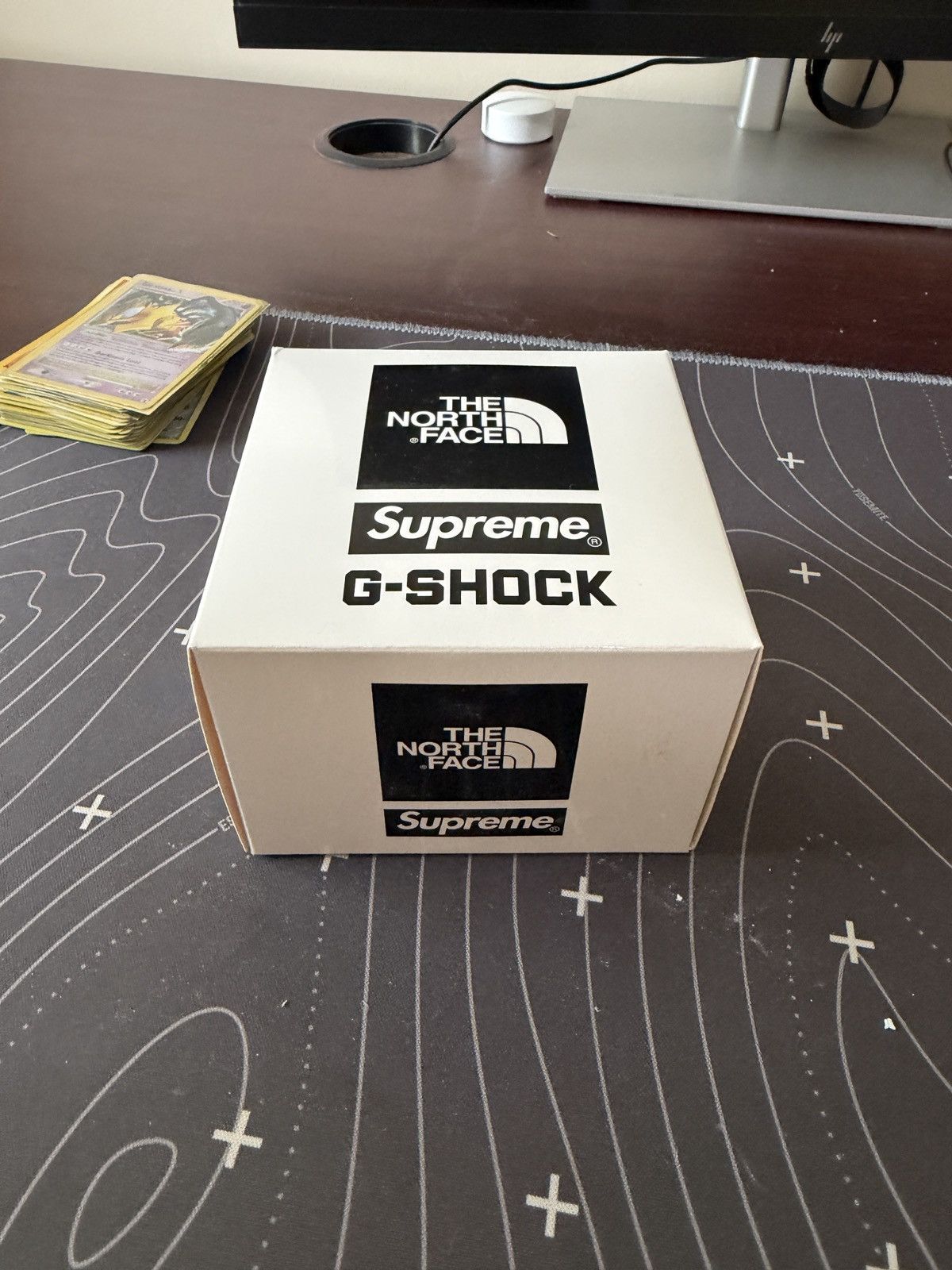 Supreme Supreme North Face G Shock Yellow Brand New Size ONE SIZE - 3 Thumbnail