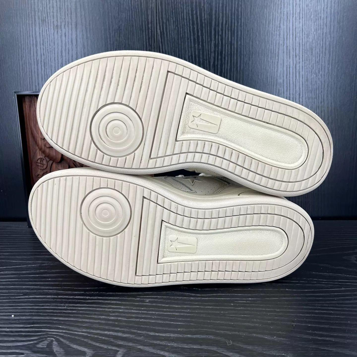 Converse Converse Cream 44 with box Size US 11 / EU 44 - 8 Thumbnail