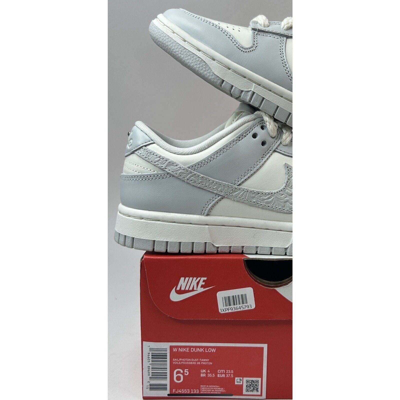 Nike Nike Dunk Low WMNS “Needlework/Grey Sail Tawny” 2023 Size US 6.5 / IT 36.5 - 5 Thumbnail