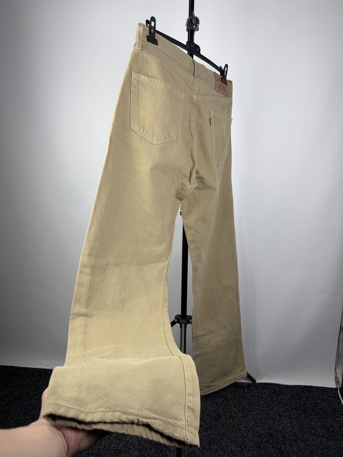 Levi's × Levi's Vintage Clothing Vintage 00s Levi’s 501 Beige Straight Fit Denim Jeans Size US 35 - 13 Thumbnail