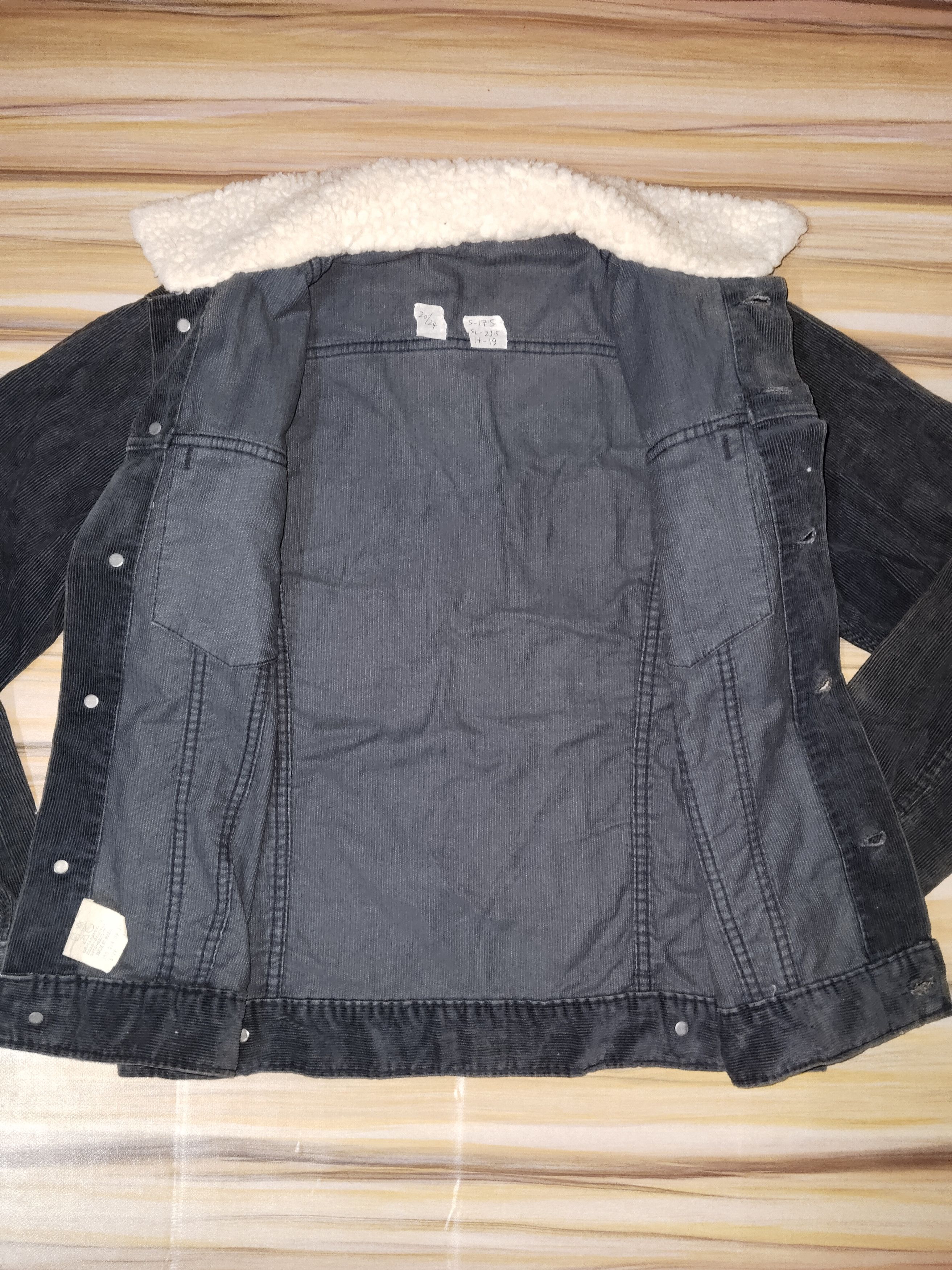 Levi's Vintage Clothing Vintage Levis Corduroy Sherpa Jacket Size US M / EU 48-50 / 2 - 4 Thumbnail