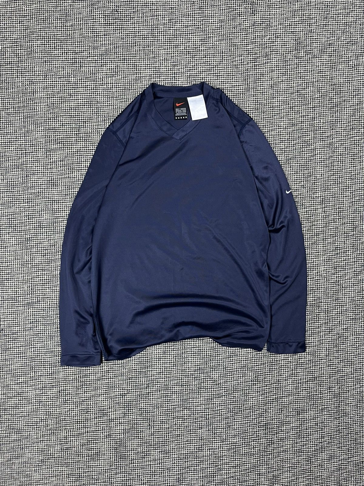 Nike × Vintage vintage 90s Nike arm small swoosh long sleeve jersey Size US S / EU 44-46 / 1 - 1 Thumbnail