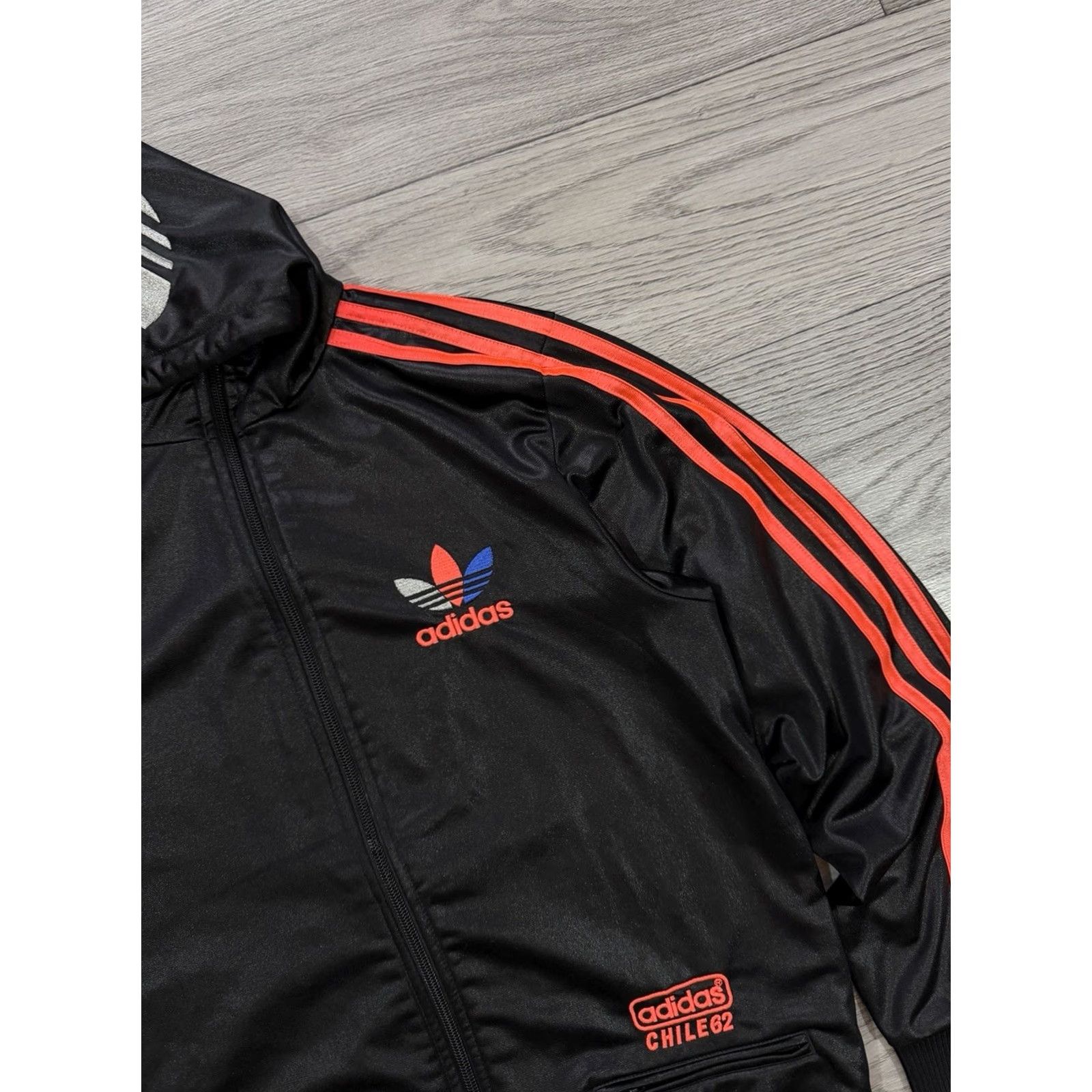 Adidas Adidas Chile 62 Hooded Big Trefoil FIrebird Track Jacket Black Mens XS Jacket Track Zip XS Black Mens Size US XS / EU 42 / 0 - 7 Thumbnail