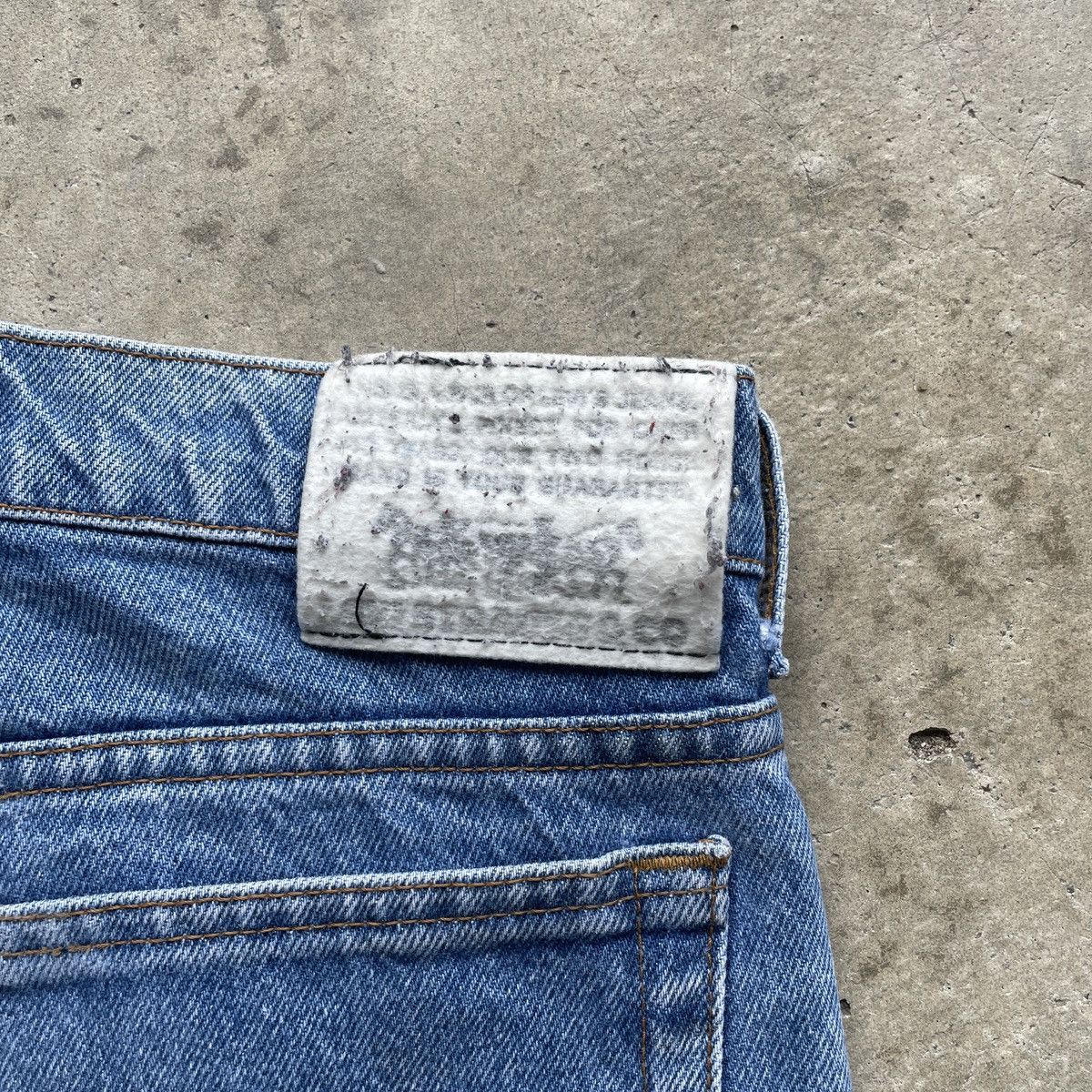 Levi's Vintage Clothing Vintage Levi’s Black Tag Distressed Faded Jeans Denim Pants Size US 30 / EU 46 - 11 Thumbnail