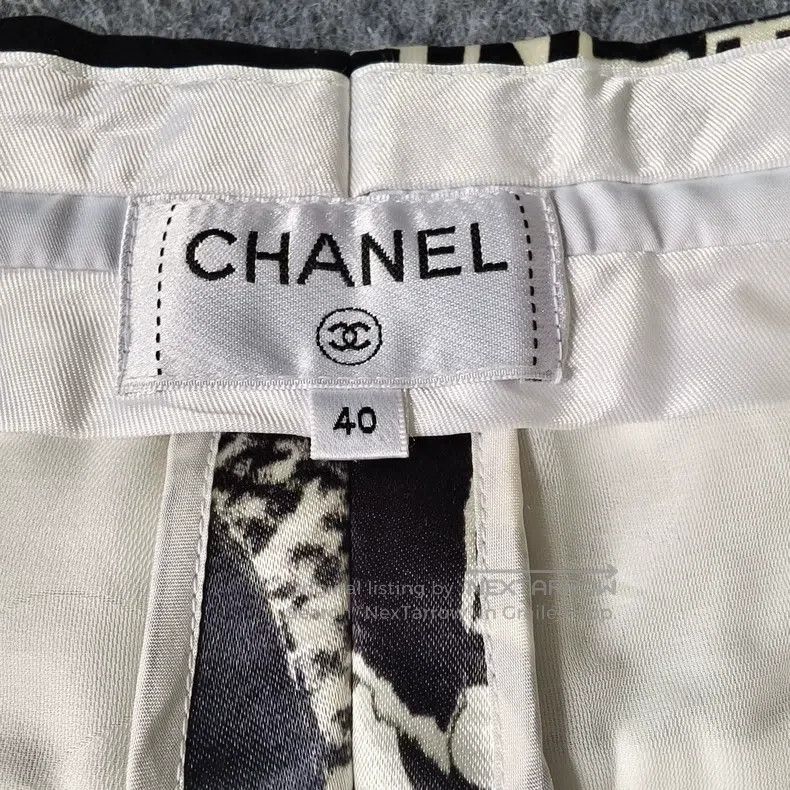 Chanel Chanel Popular camelia full-print logo jeans Size 26" / US 2 / IT 38 - 3 Thumbnail