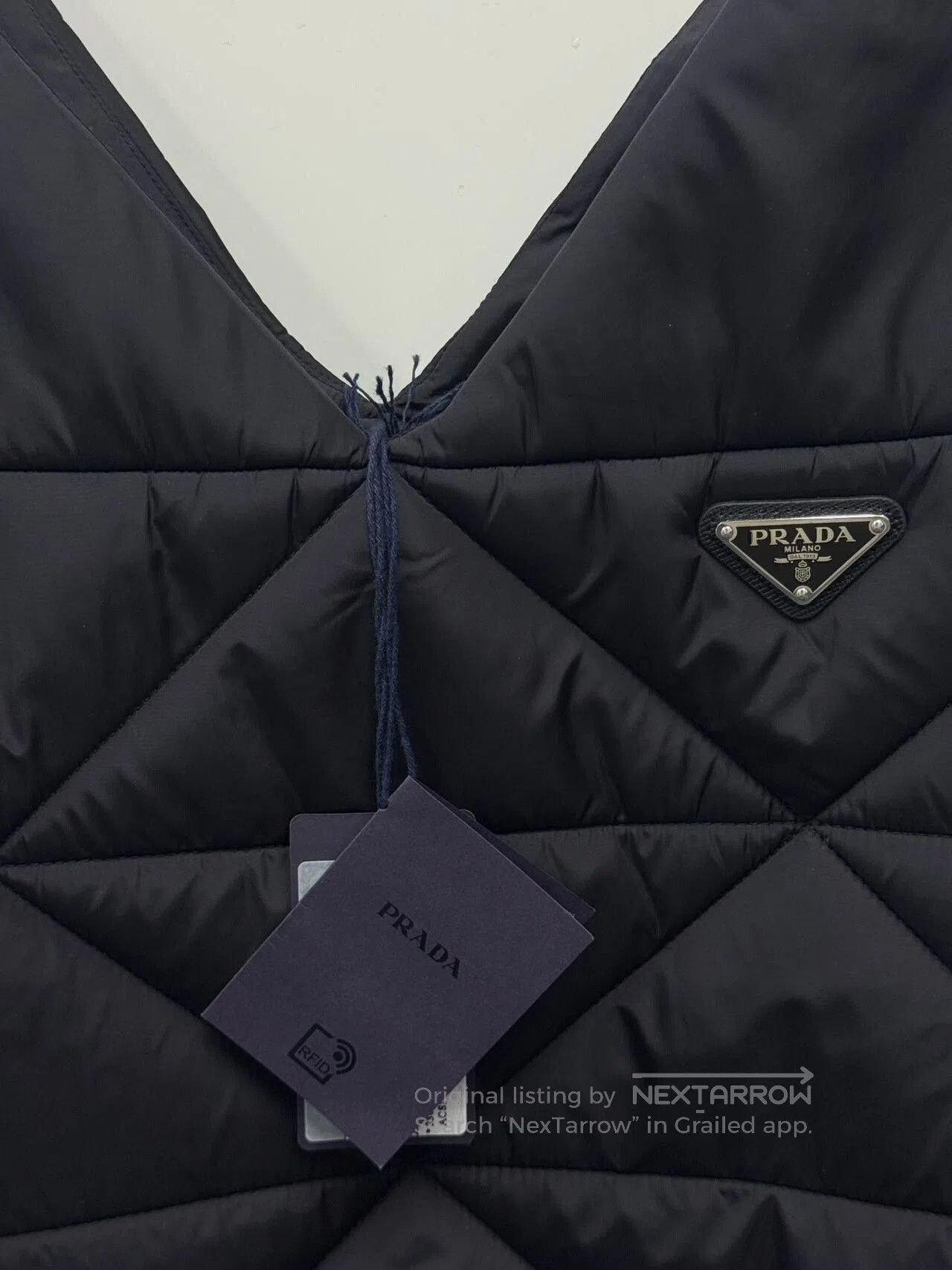 Prada Prada Women's V-Neck Padded Vest Dress. Size S / US 4 / IT 40 - 5 Thumbnail