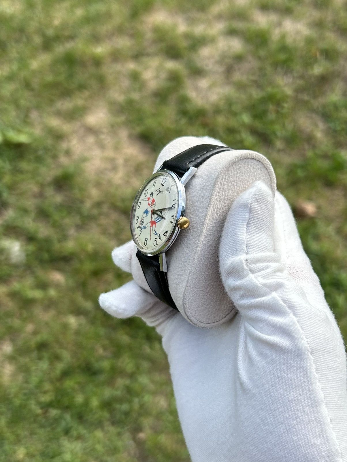 Vintage Vintage Watch Luch USSR Soviet Mechanical 1980s Size ONE SIZE - 16 Thumbnail