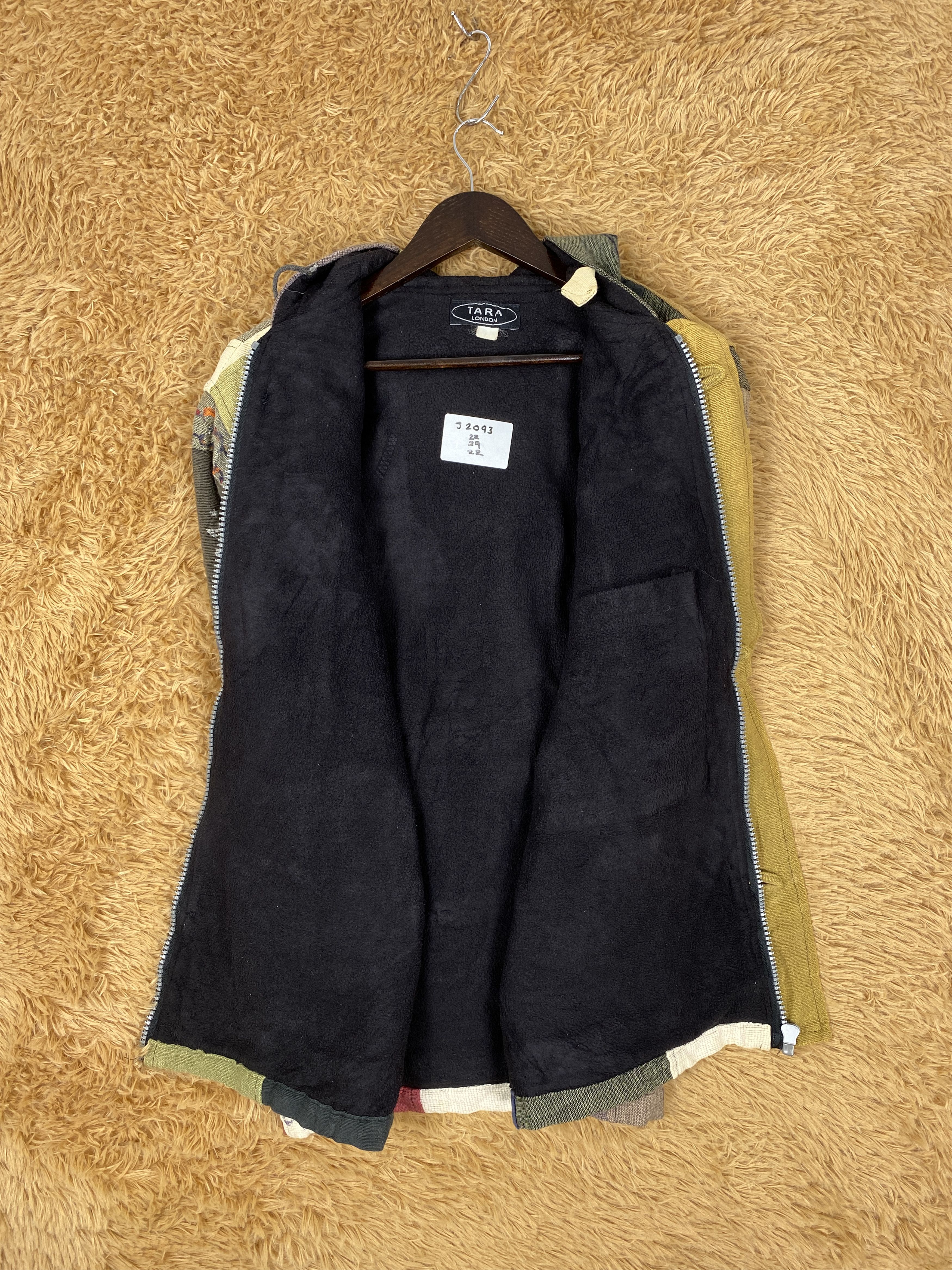 Japanese Brand Vintage Tara London Patchwork Pattern Jacket J2093 Size US S / EU 44-46 / 1 - 6 Thumbnail