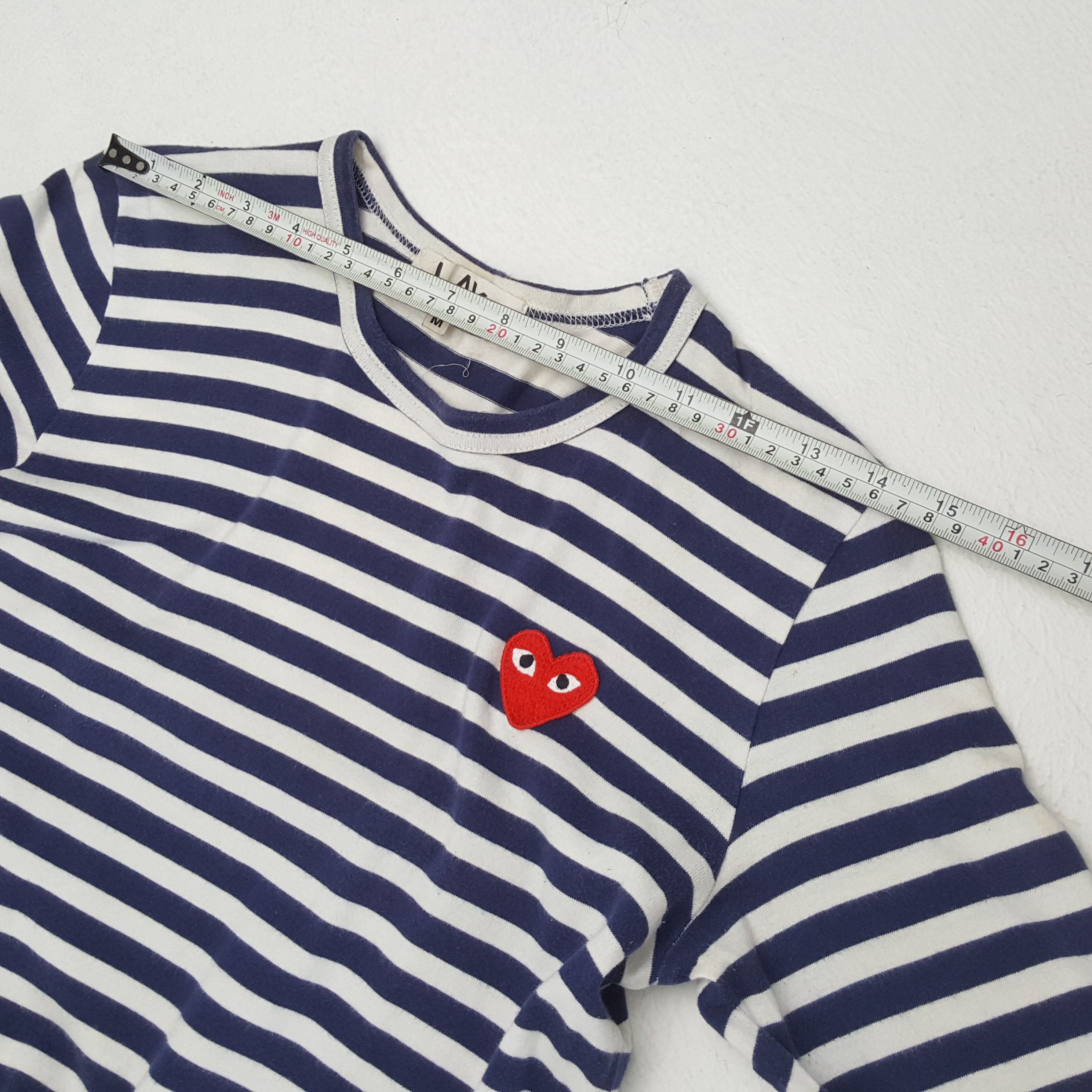 Comme des Garcons PLAY × Japanese Brand × Vintage COMME DES GARCONS PLAY Japanese Brand Logo Design Tshirt Size XS / US 0-2 / IT 36-38 - 4 Thumbnail