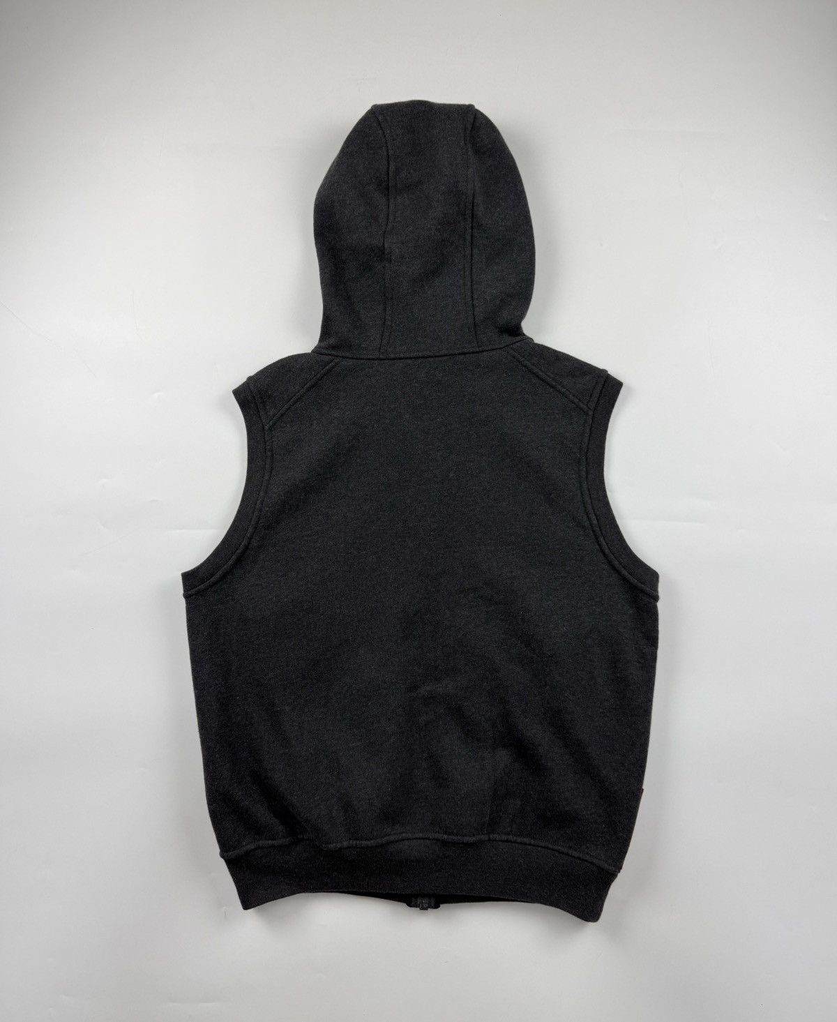 Prada Prada Sport Sleeveless Hoodie Size US S / EU 44-46 / 1 - 2 Thumbnail