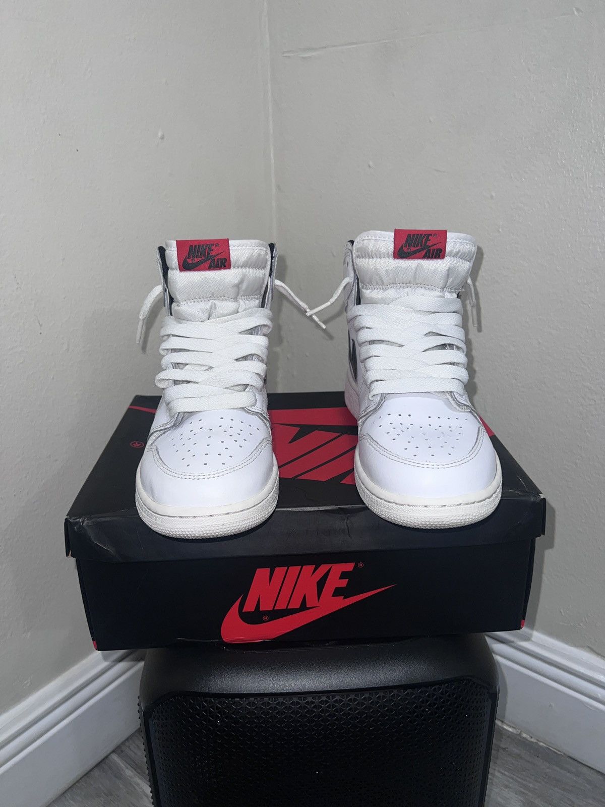 Jordan Brand Air Force Jordan 1 OG High Yin Yang Size US 7 / EU 40 - 1 Thumbnail