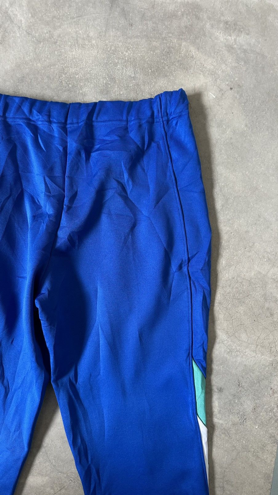 Adidas VINTAGE 90S ADIDAS TRACK PANT Size US 32 / EU 48 - 12 Thumbnail