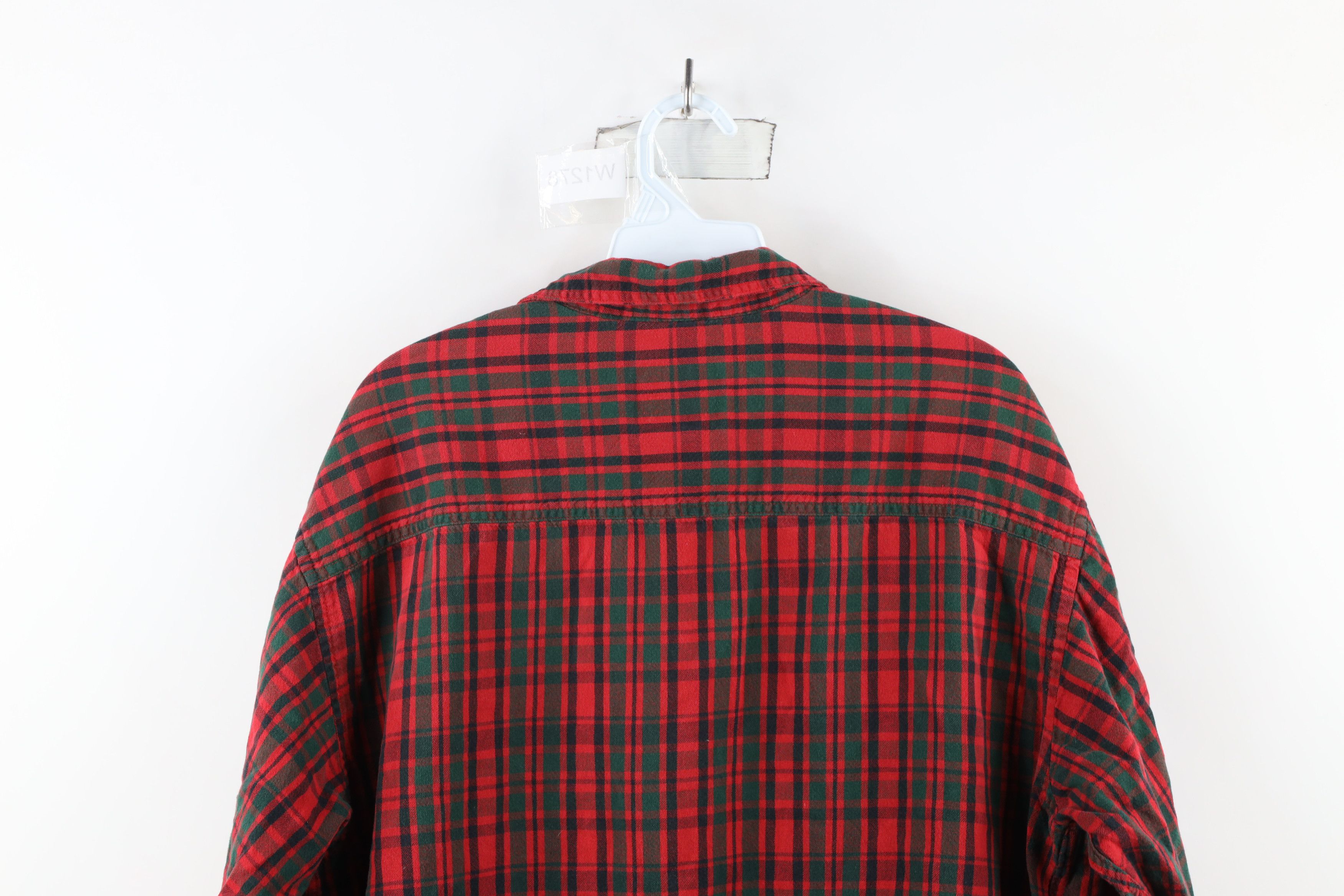 Vintage × Woolrich Woolen Mills Vintage 90s Woolrich Collared Flannel Button Shirt Red Plaid Size US L / EU 52-54 / 3 - 9 Thumbnail