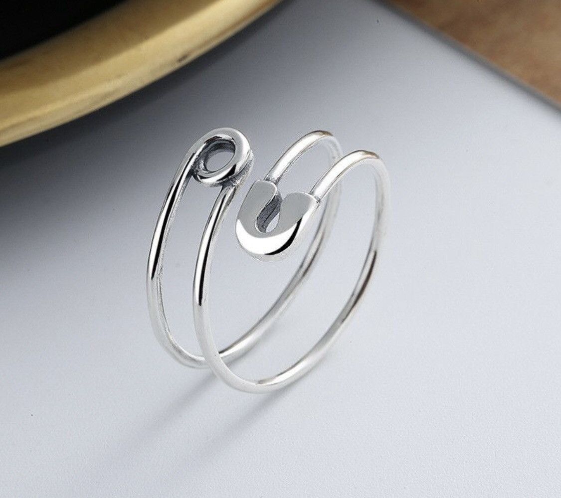 Jewelry Paper Clip Opening Rings Size ONE SIZE - 1 Thumbnail