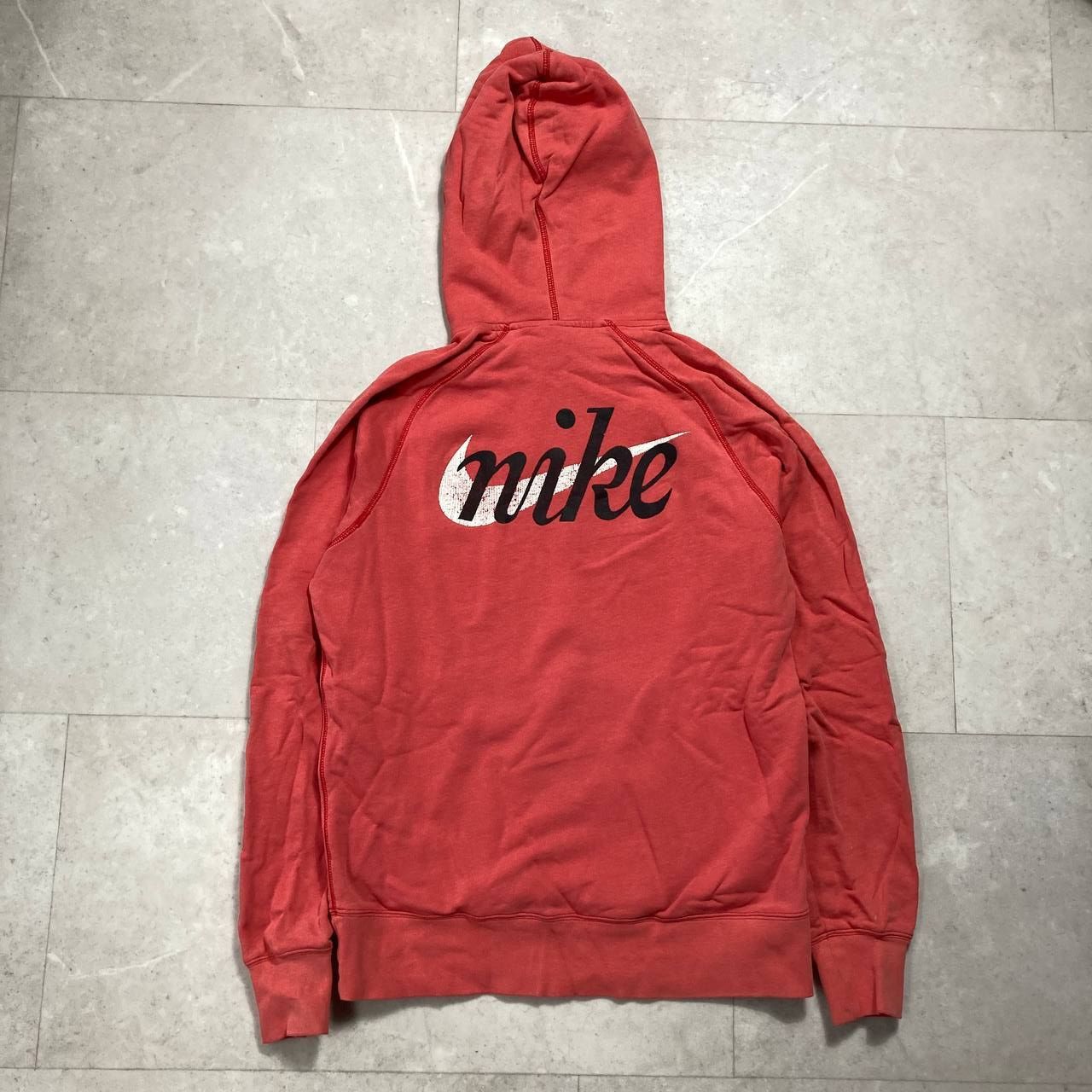 Nike Vintage Nike Track & Field Hoodie Size US M / EU 48-50 / 2 - 1 Thumbnail